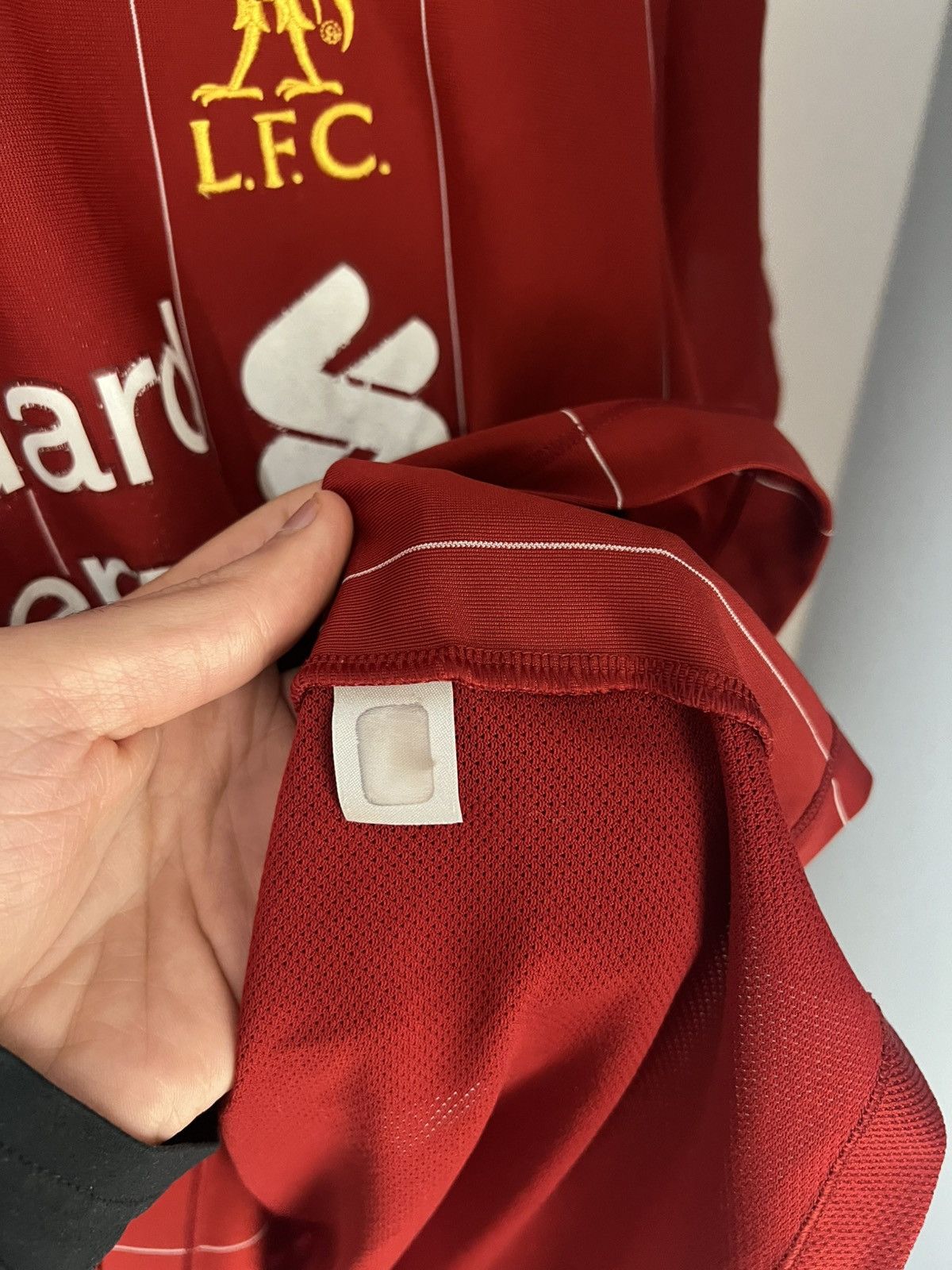 New Balance VINTAGE NEW BALANCE FC LIVERPOOL ENGLAND SOCCER JERSEY RETRO Size US L / EU 52-54 / 3 - 8 Thumbnail