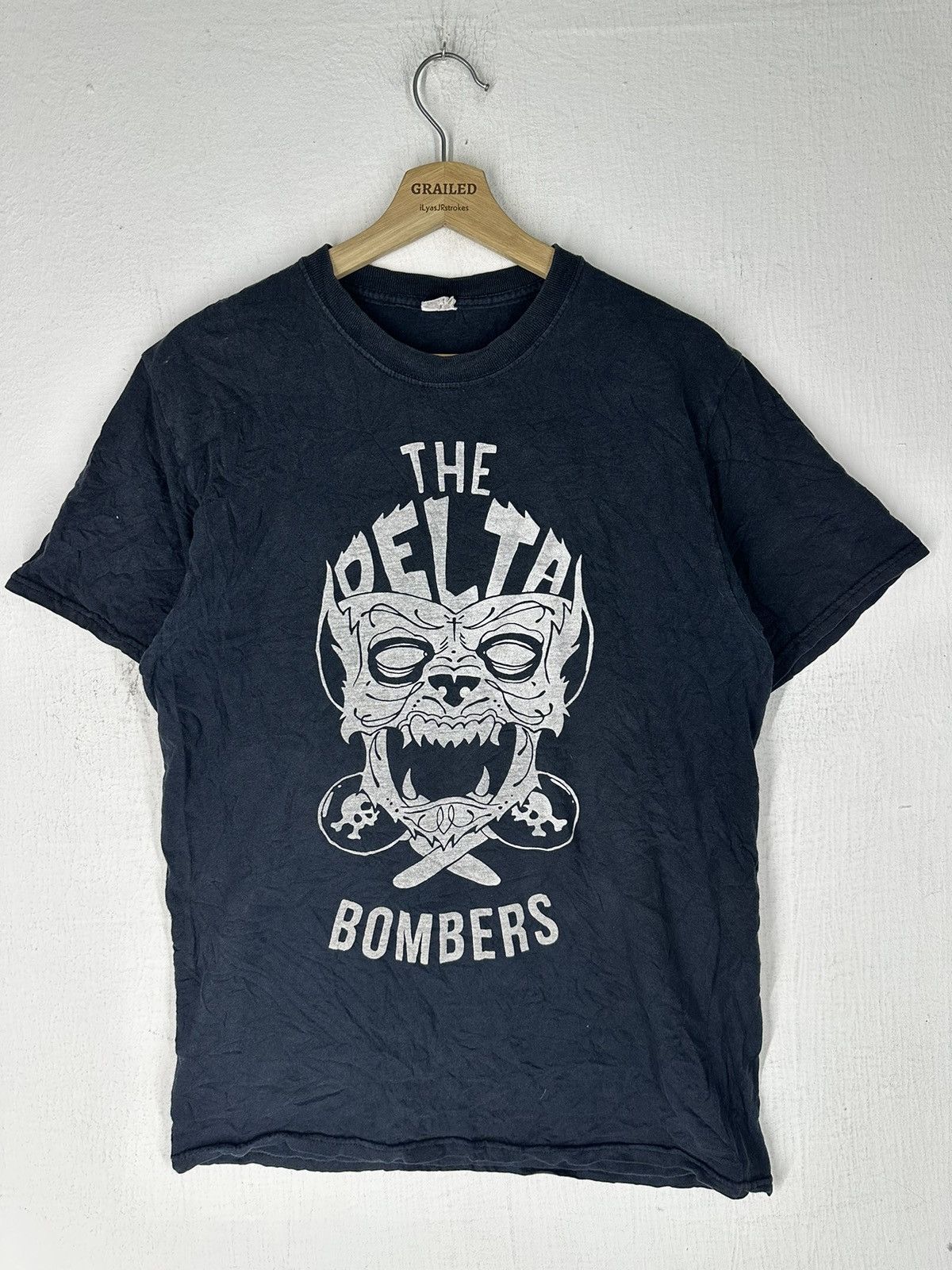 Band Tees × Vintage Y2K Rock Band The Delta Bombers Wolf Face Shirt Tee Size US M / EU 48-50 / 2 - 1 Thumbnail