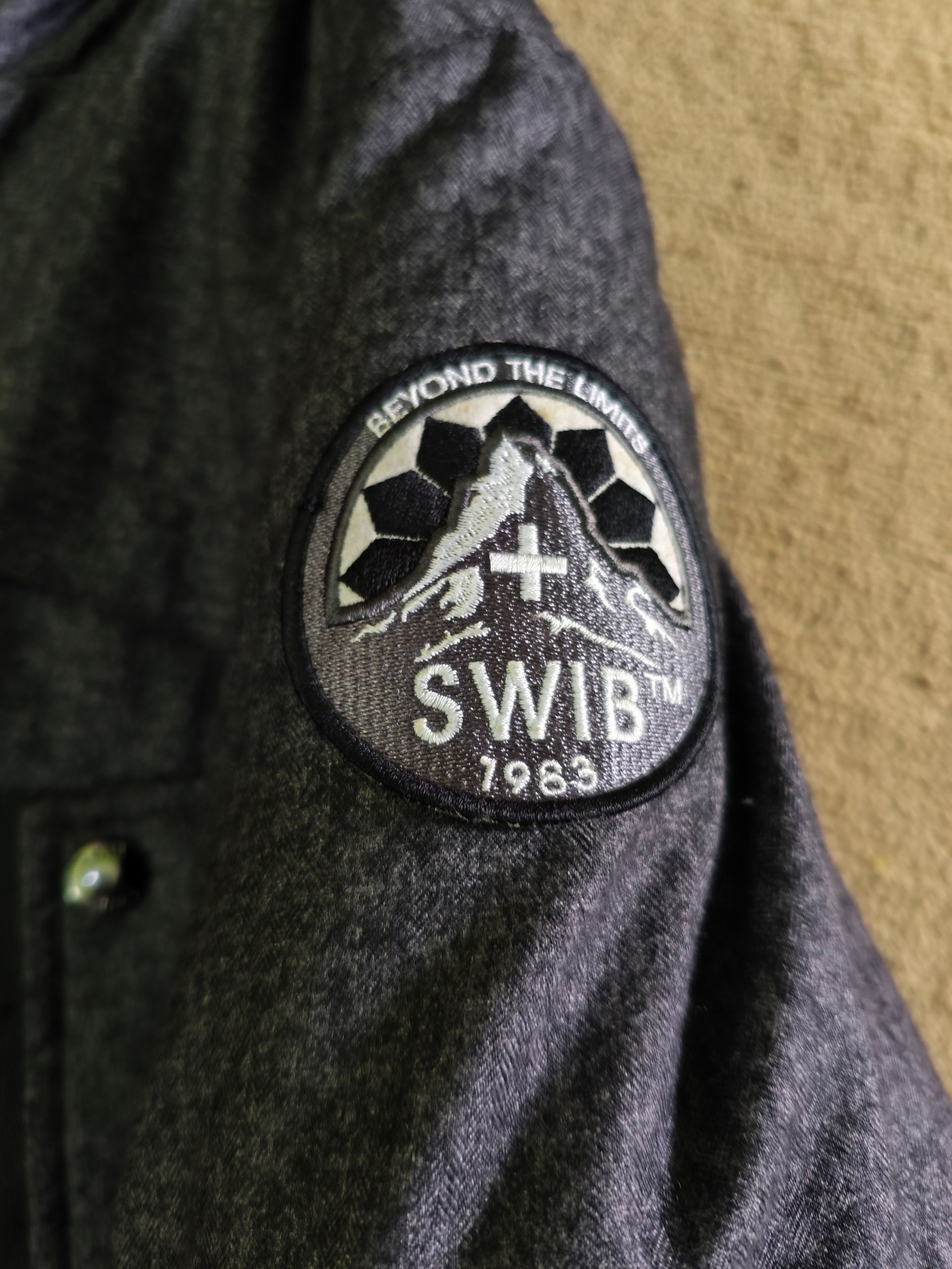 Vintage swib parka down jacket Size US L / EU 52-54 / 3 - 7 Thumbnail