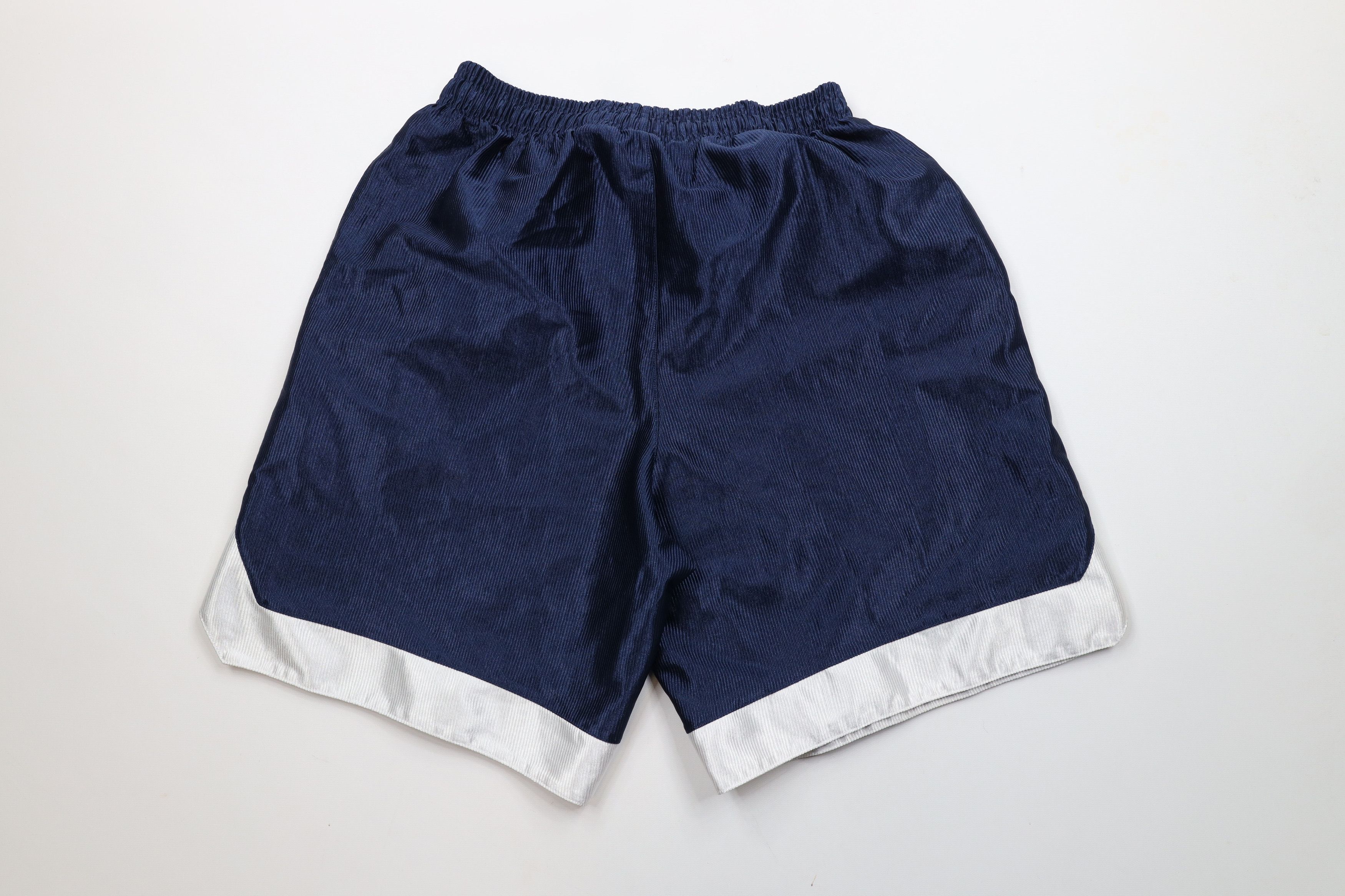 Nike × Vintage Vintage 90s Y2K Nike Basketball Scott Mini Swoosh Shorts Size US 34 / EU 50 - 8 Thumbnail