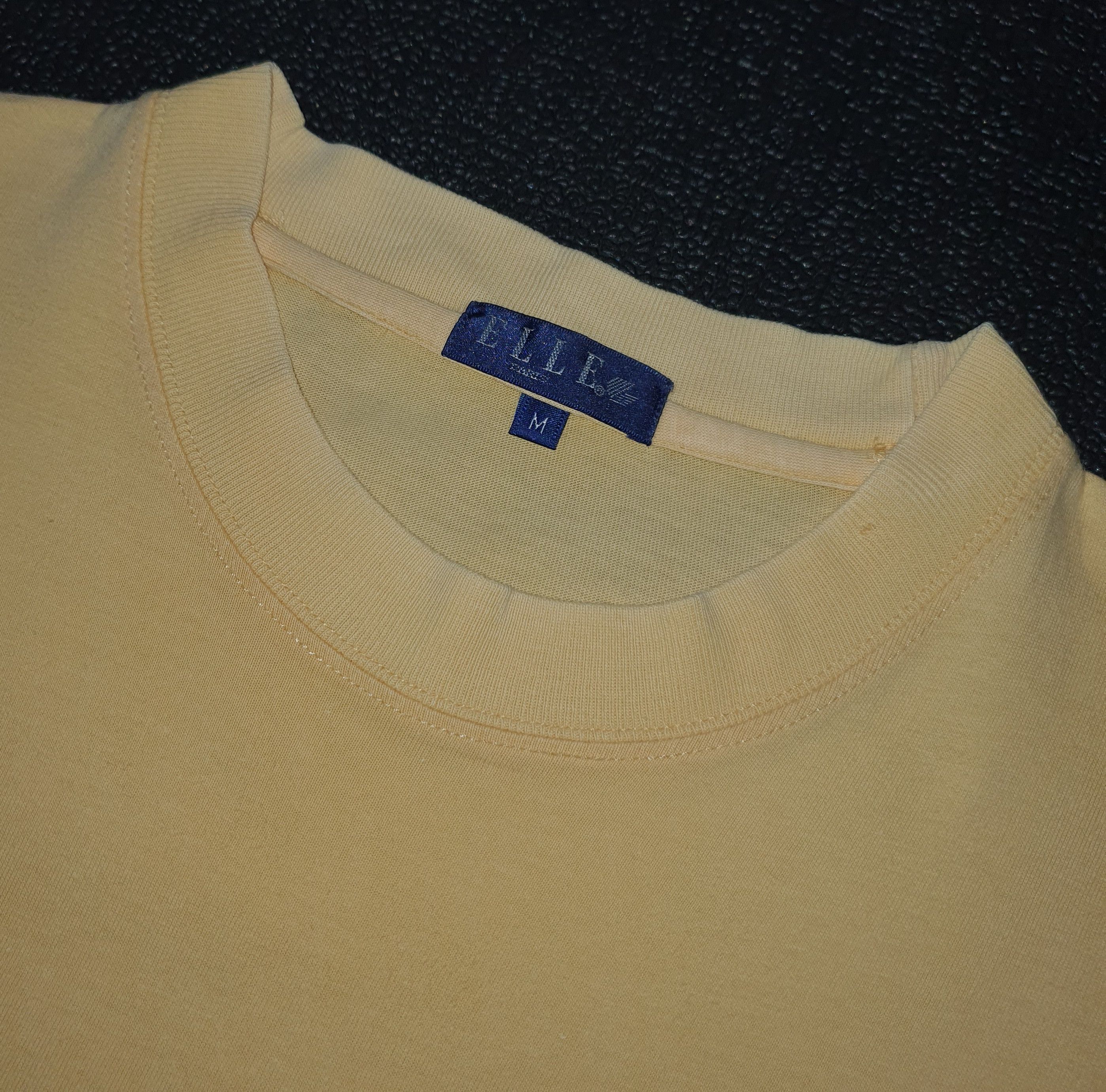 Vintage Vintage 90s ELLE Paris T shirt size Medium Size US M / EU 48-50 / 2 - 5 Thumbnail