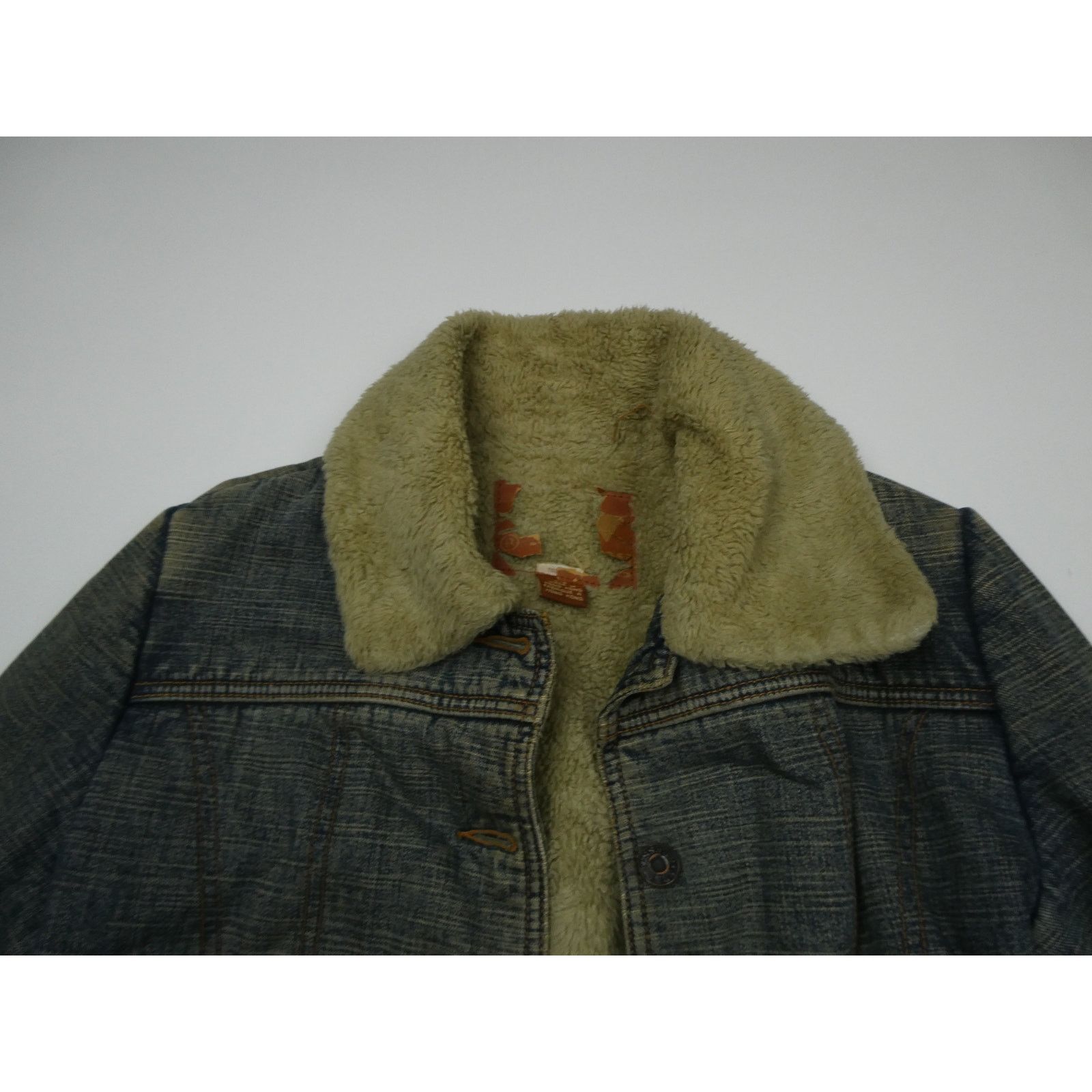 Guess women's 90s vintage Guess denim sherpa jacket, small Size S / US 4 / IT 40 - 2 Thumbnail