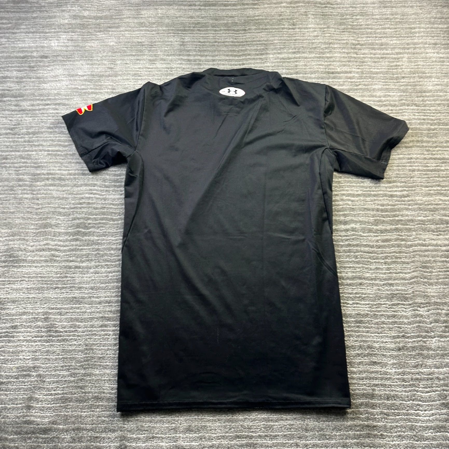 Under Armour Under Armour Shirt Mens Large Black Batman Compression Superhero Alter Ego USA Mens Size US L / EU 52-54 / 3 - 2 Thumbnail