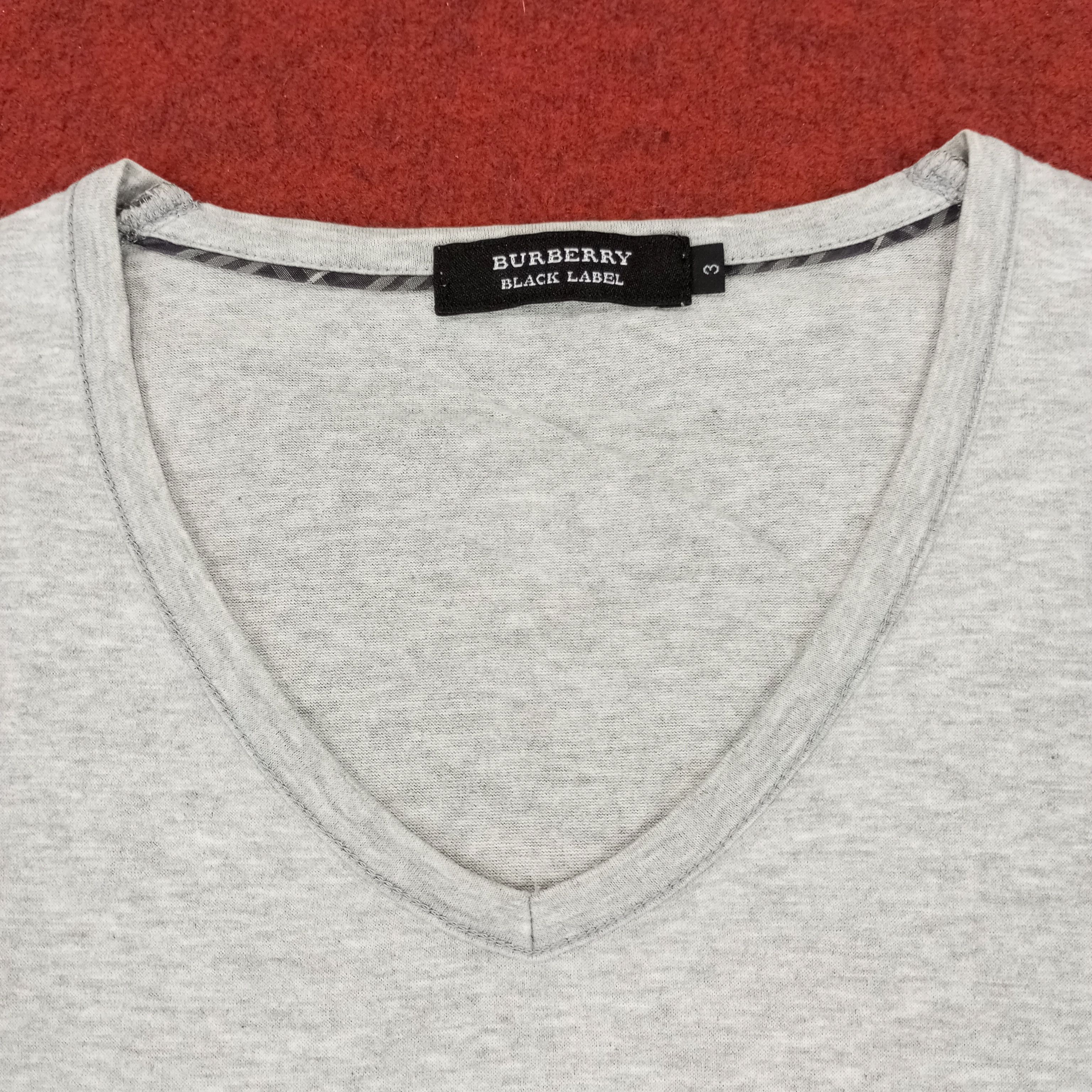 Burberry × Vintage Burberry Black Label Center Design Custom Tshirt Size US M / EU 48-50 / 2 - 4 Thumbnail