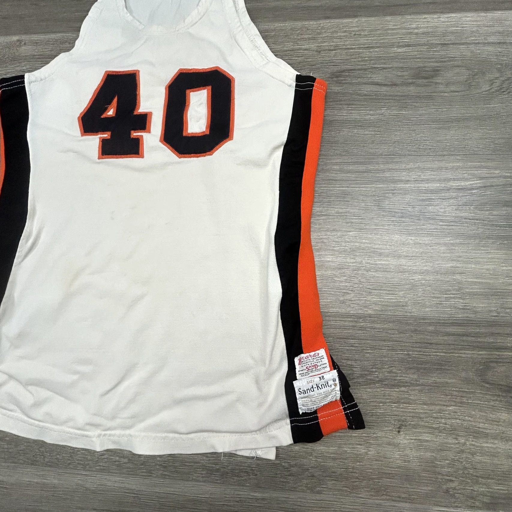 Vintage TRUE VINTAGE 60s Sand-Knit Mens Basketball Jersey Tank White 40 Jersey M Regular Sleeveless Athletic Pullover Size US M / EU 48-50 / 2 - 4 Thumbnail