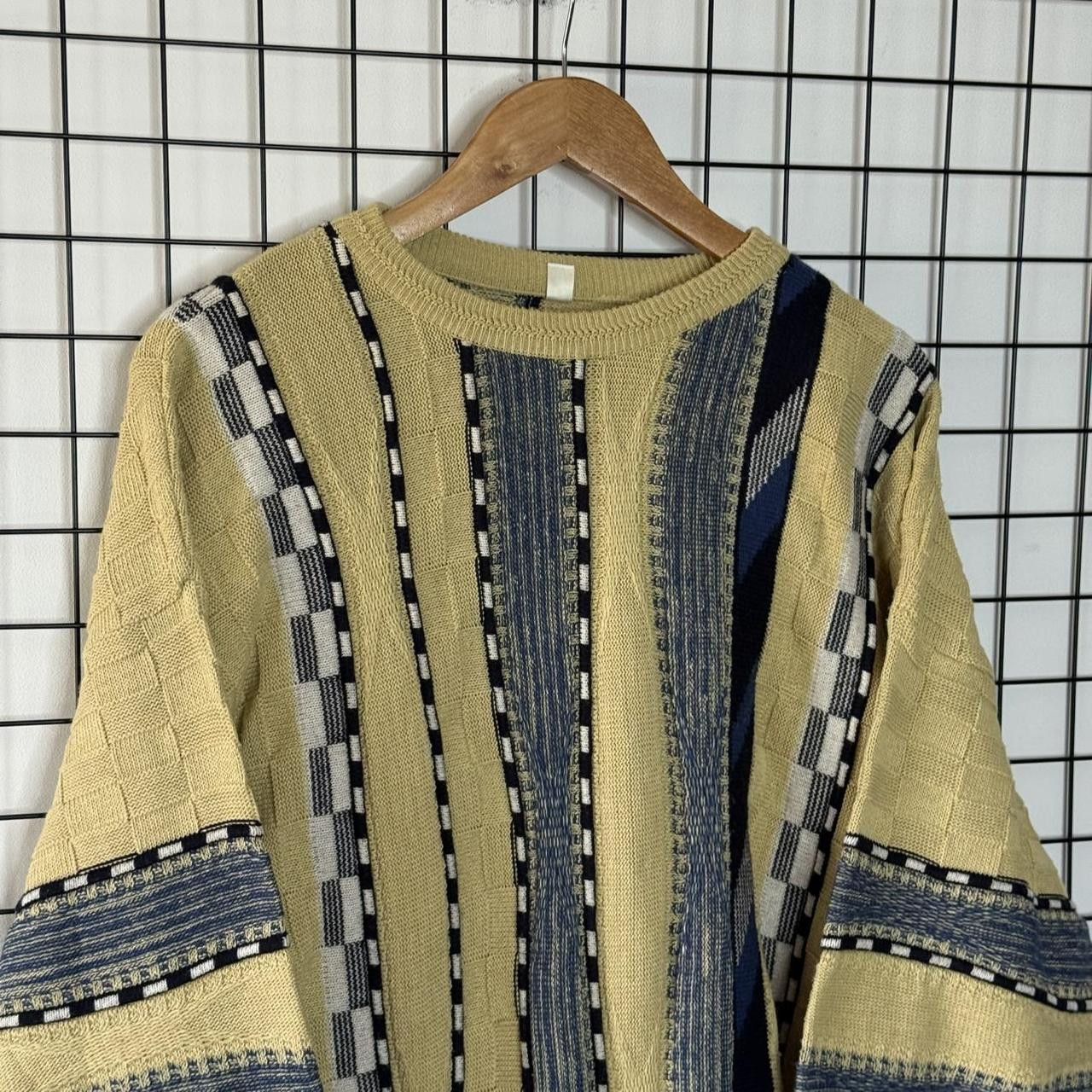 Vintage Vintage 90s Wool Jumper Cable Knit Multi Colour Norway Size US L / EU 52-54 / 3 - 4 Thumbnail