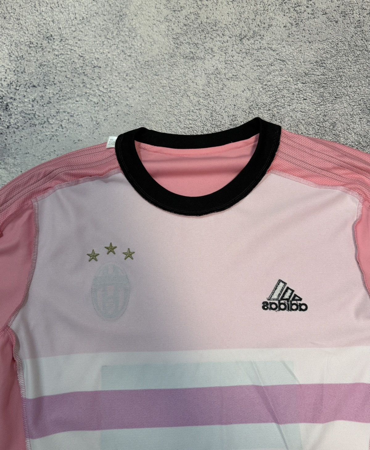 Adidas Juventus Pink Jersey Adidas 2015 2016 Away Drake MenM S12846 Size US M / EU 48-50 / 2 - 12 Thumbnail