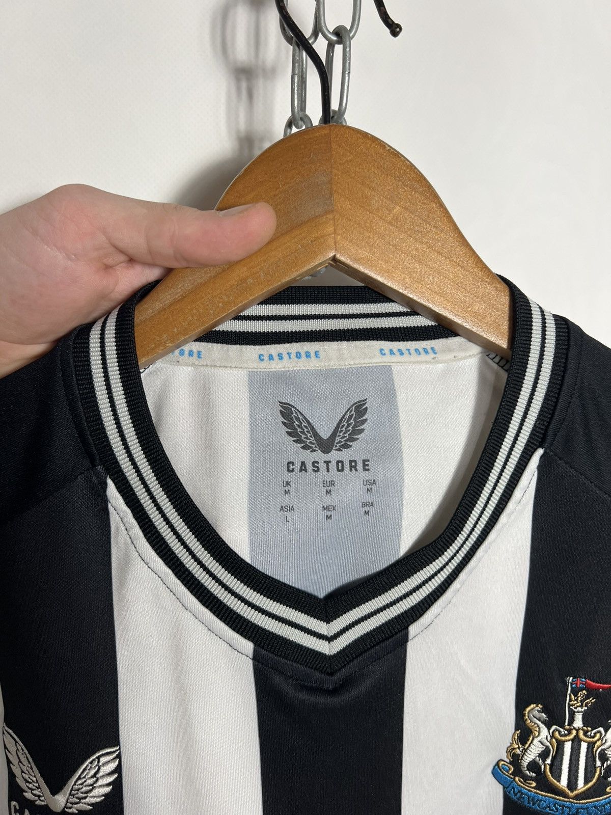 Castore Castore New Castle 2023/24 Home Soccer Jersey Blockcore Size US M / EU 48-50 / 2 - 8 Thumbnail