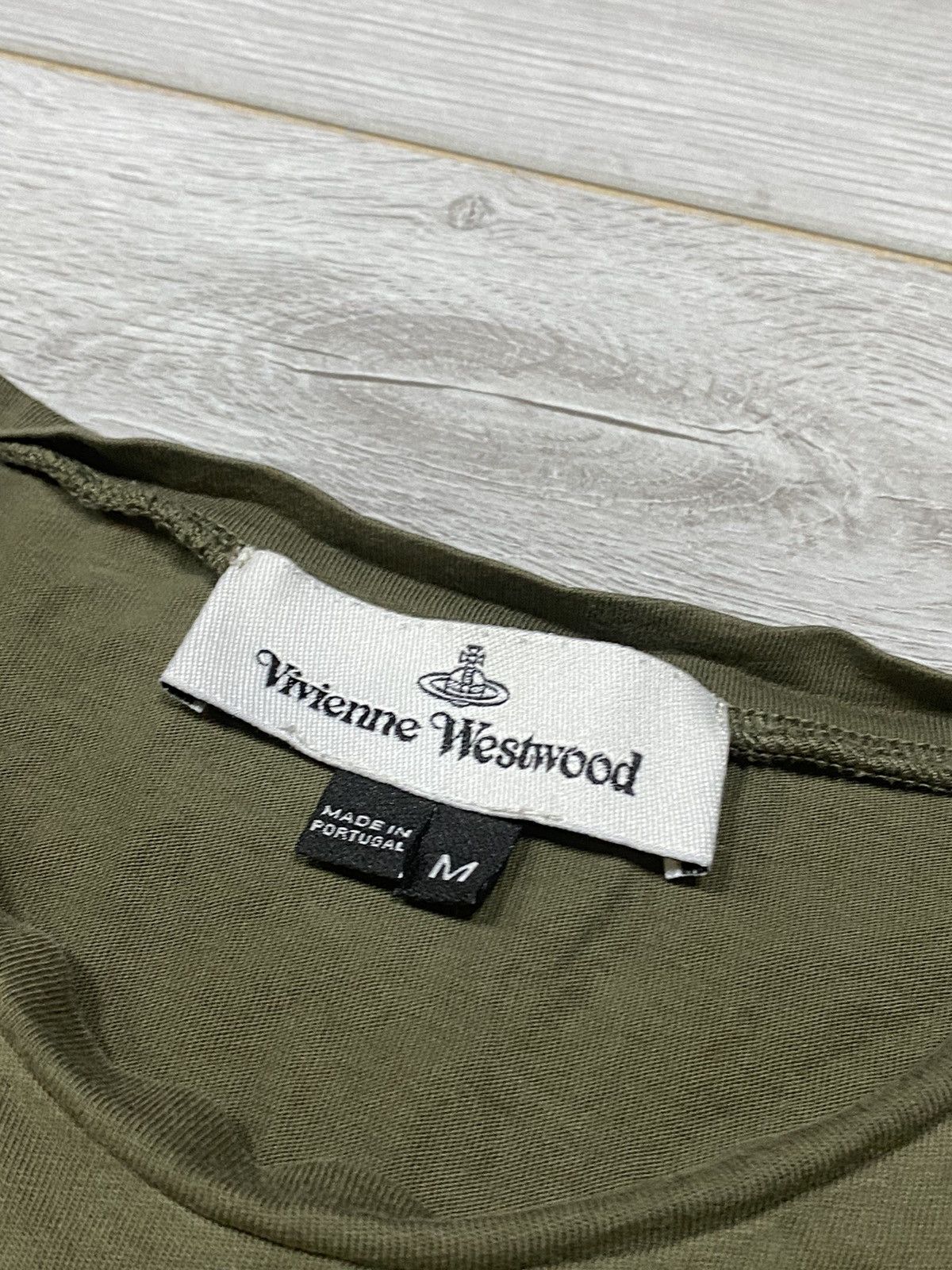 Vivienne Westwood Vivienne Westwood vintage orb t-shirt Size US M / EU 48-50 / 2 - 3 Thumbnail