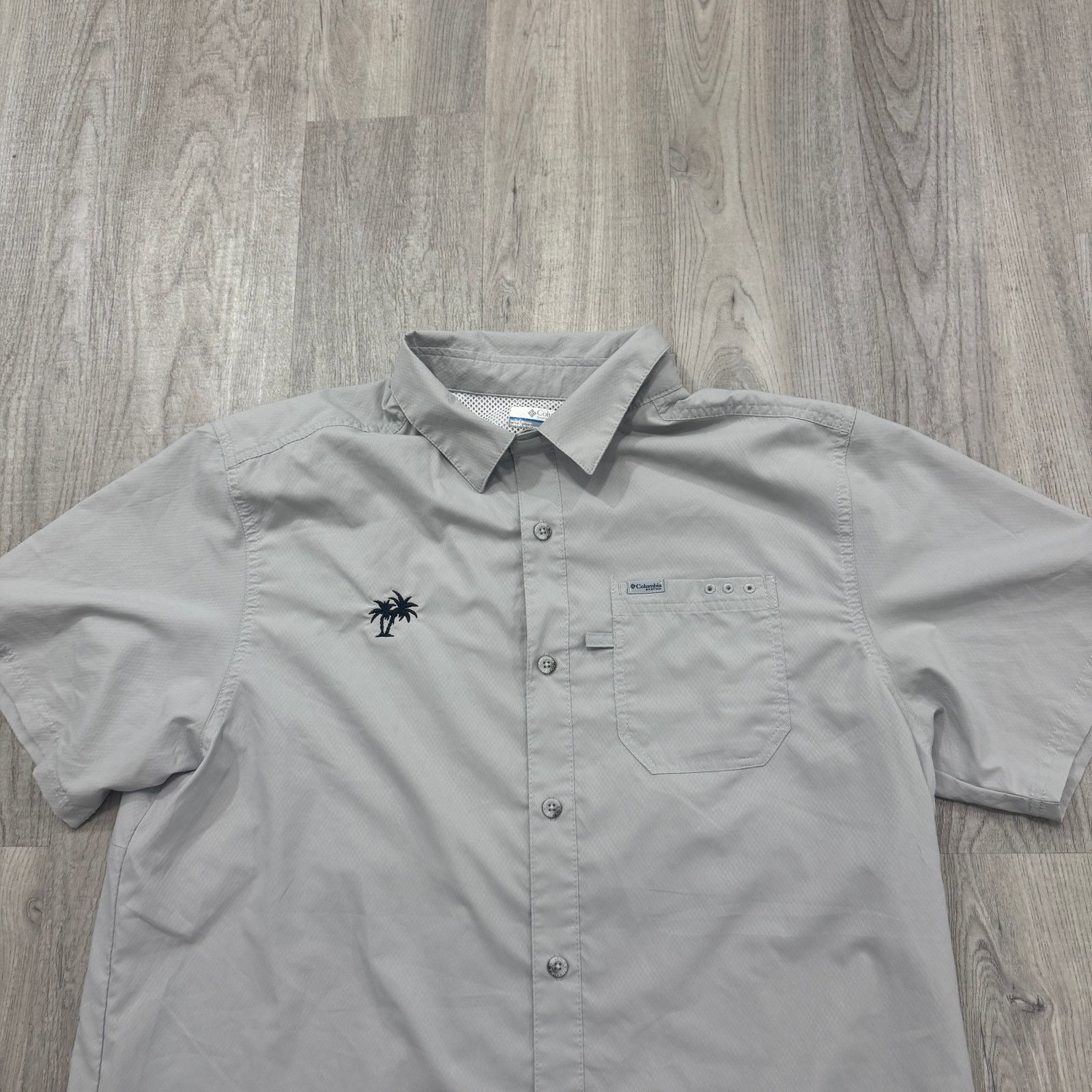 Columbia Columbia PFG Shirt Men's Large Gray Lightweight Vented Size US L / EU 52-54 / 3 - 2 Thumbnail