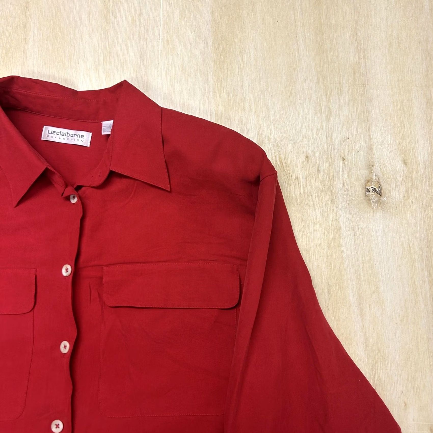 Liz Claiborne VINTAGE Liz Claiborne Button Up Shirt Womens Medium Red Silk Long Sleeve Blouse Size M / US 6-8 / IT 42-44 - 2 Thumbnail