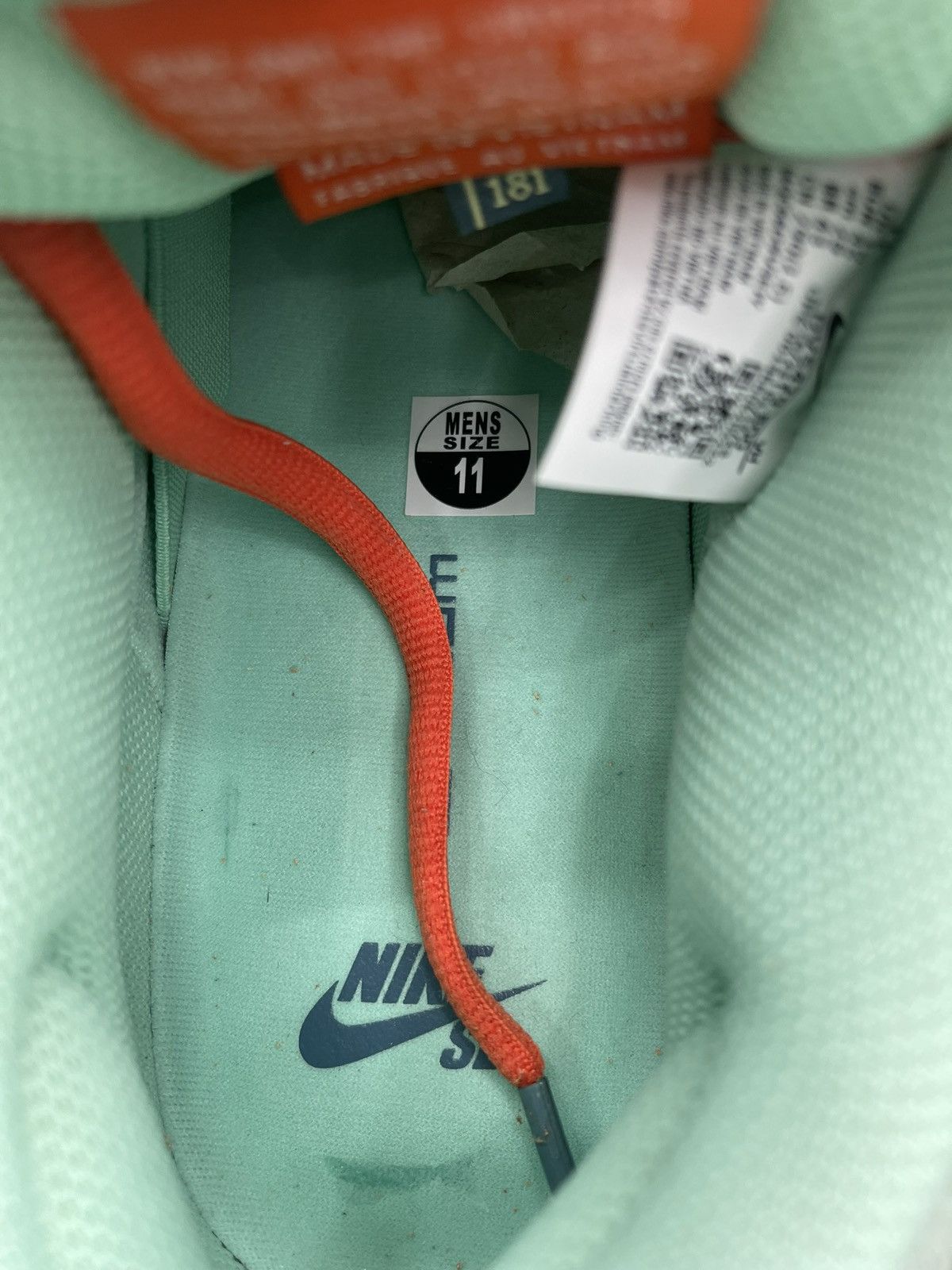 Nike Size 11 - Nike Dunk Low SB Orange Emerald Rise Size US 11 / EU 44 - 10 Thumbnail