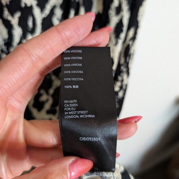 Urban Outfitters Urban Outfitters Blouse S Contemporary Work Wear Office Mini Size S / US 4 / IT 40 - 8 Thumbnail