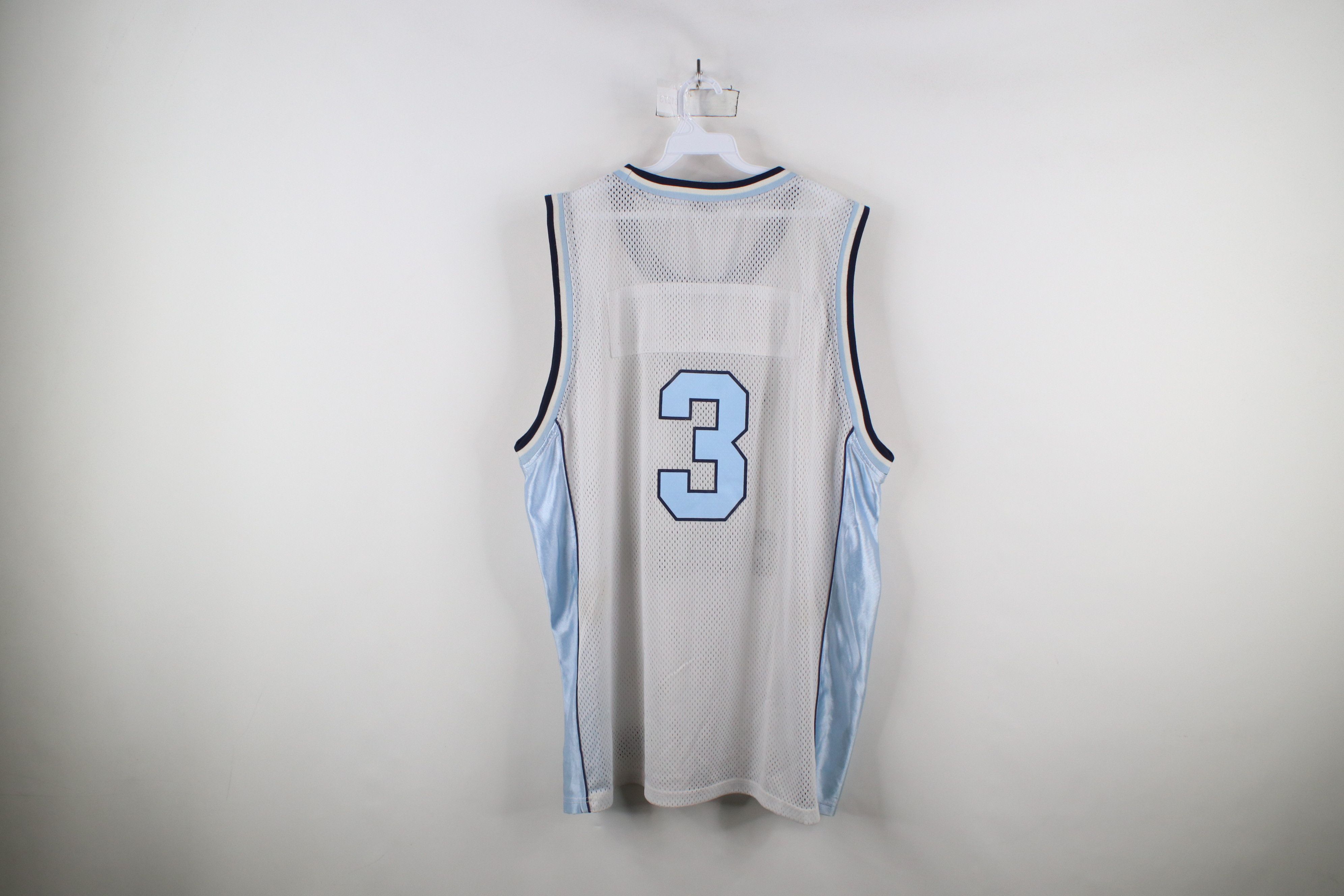 Vintage Vintage 90s Y2K University of North Carolina Basketball #3 Size US XXL / EU 58 / 5 - 10 Thumbnail