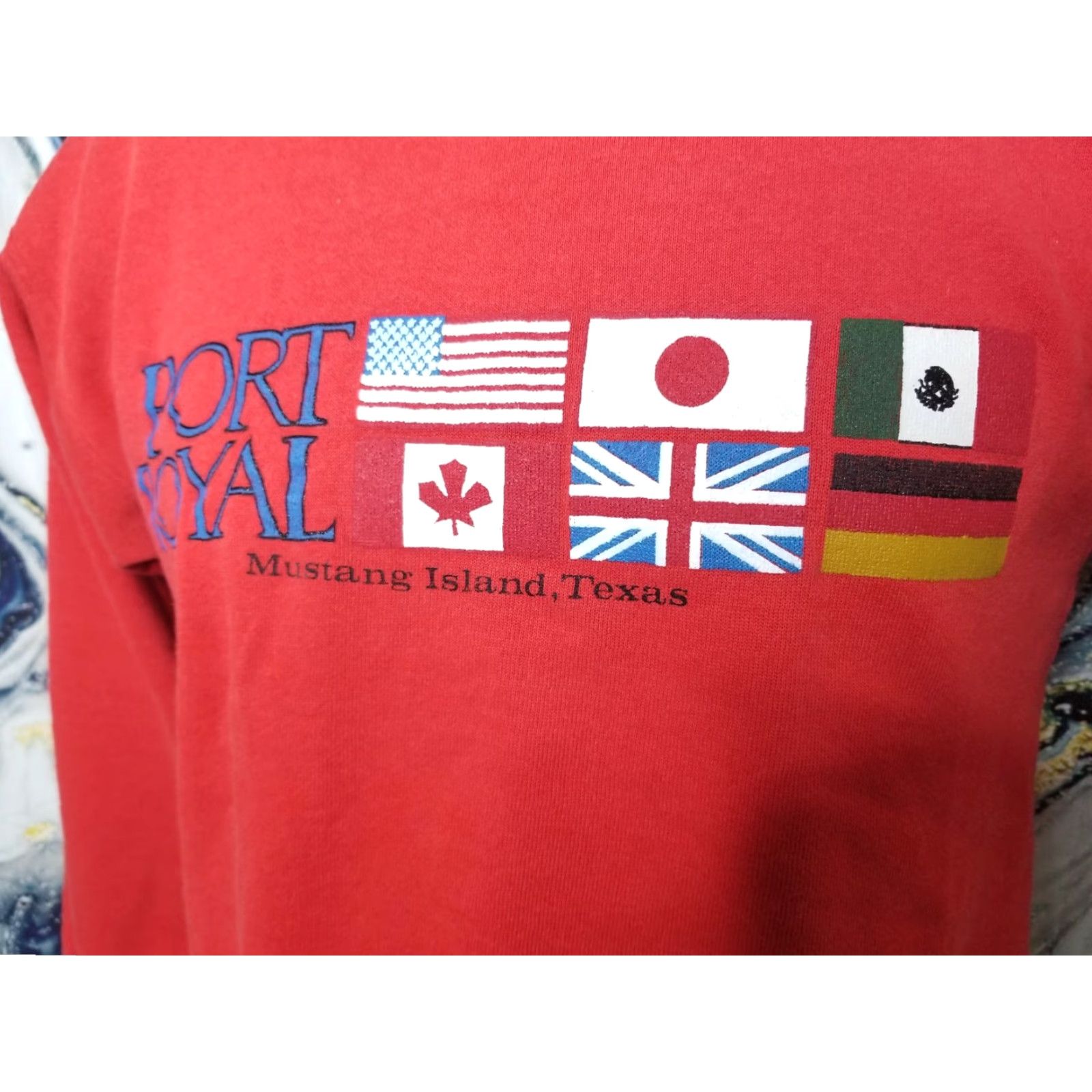 Hanes VINTAGE Hanes Sweatshirt Crew Neck Red M Mens 90s Grunge Mustang Island Texas Port Royal Graphic Print Size US M / EU 48-50 / 2 - 2 Thumbnail