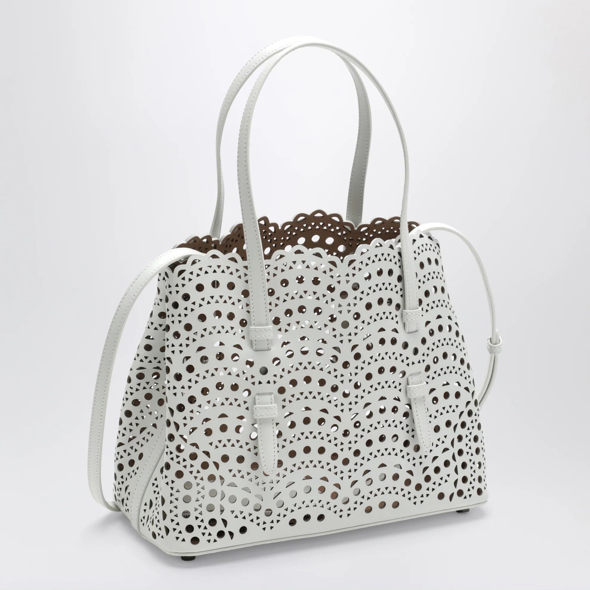 Alaia o1d2blof0426 Size: OS / Wavy Calfskin Leather Handbag Size ONE SIZE - 4 Thumbnail