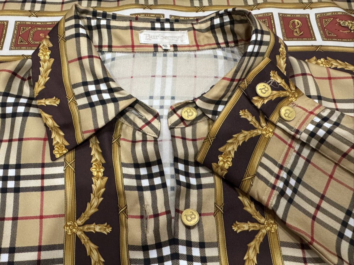 Burberry Vintage Burberrys Nova Check Baroque Style Overprint Size US S / EU 44-46 / 1 - 6 Thumbnail