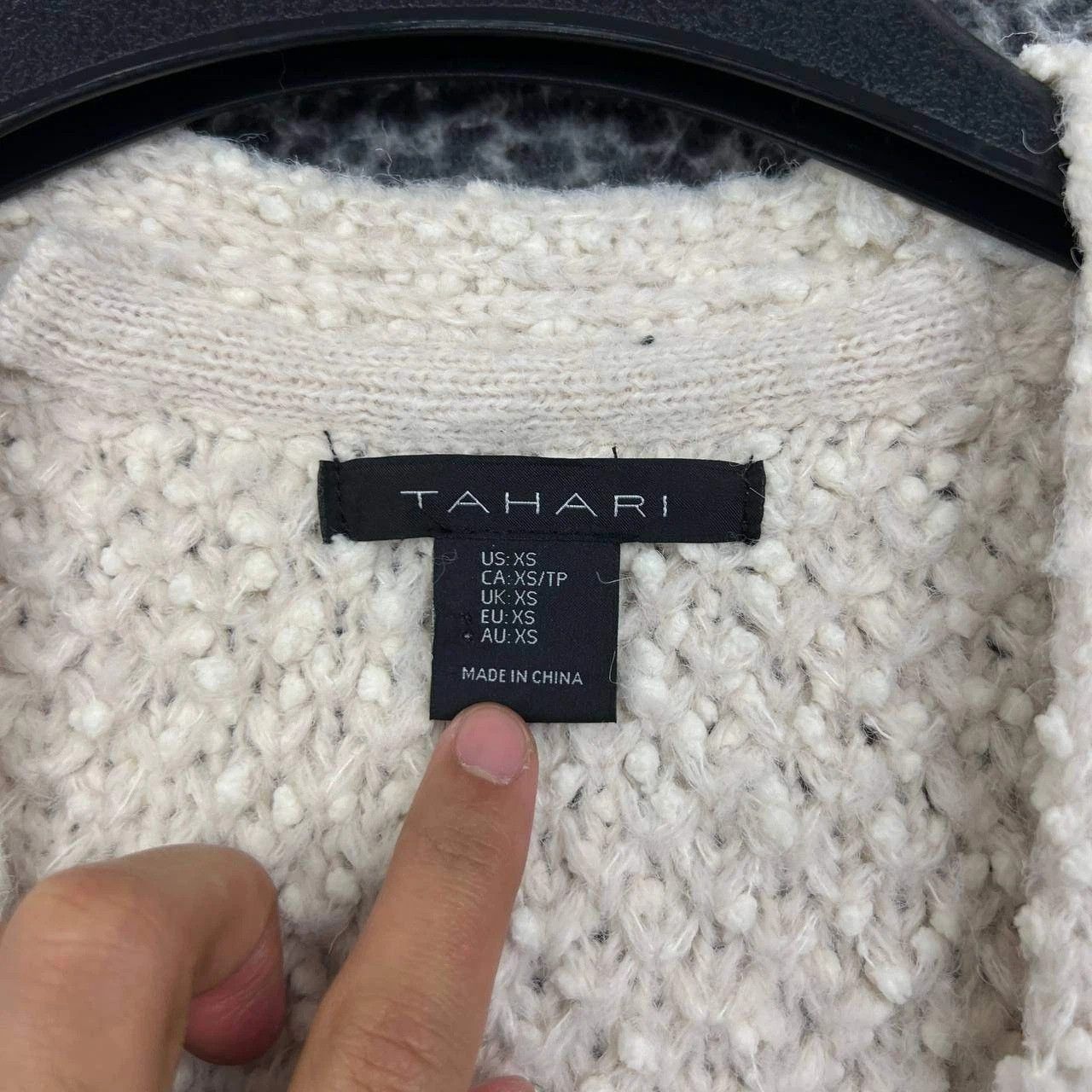 Other Tahari Womens XS Open Front Popcorn Knit Soft Cozy Boho Size XS / US 0-2 / IT 36-38 - 5 Thumbnail