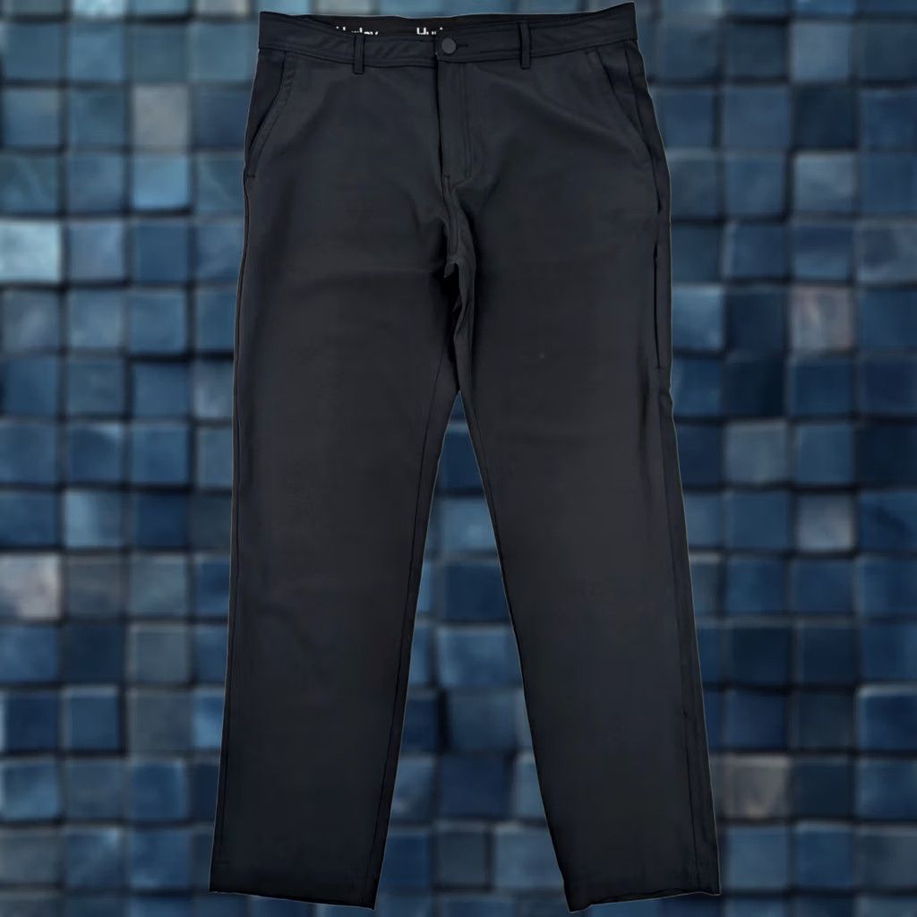 Hurley Hurley Performance Stretch Golf Pant Men 38 Black Straight Leg Pants-Regular Mens Regular Slim fits 38x32.5 Size US 38 / EU 54 - 1 Thumbnail