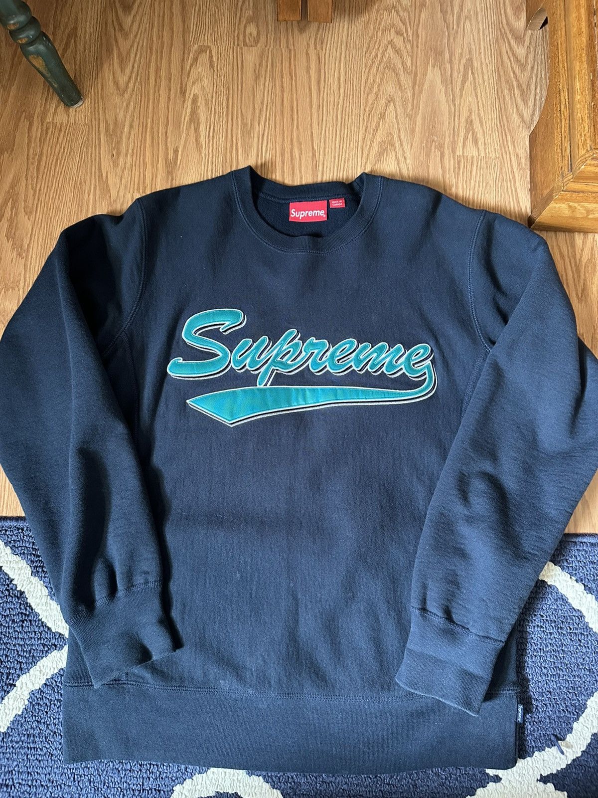 Supreme Supreme Script Crewneck Navy Size US M / EU 48-50 / 2 - 1 Thumbnail