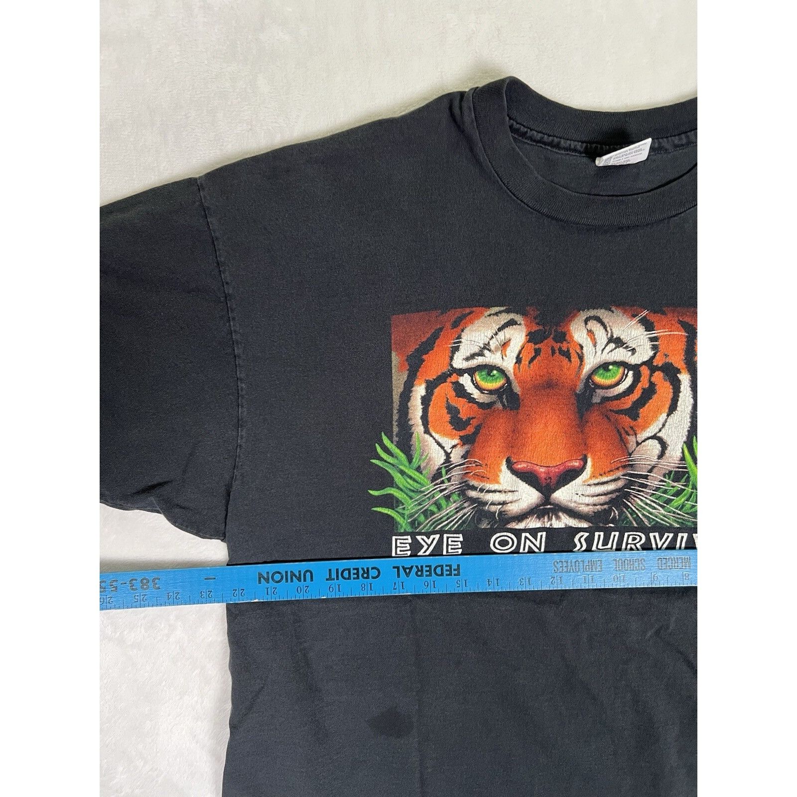 Vintage Vintage Human-i-Tees T-Shirt Size 2XL Black Tiger Single Sti Size US XXL / EU 58 / 5 - 9 Thumbnail