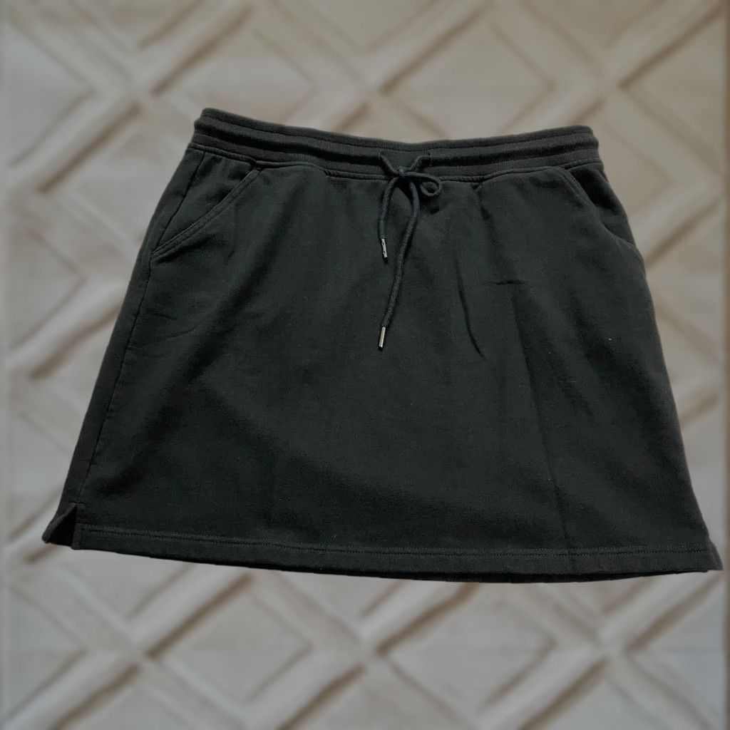 Eddie Bauer VINTAGE Eddie Bauer Womens Skirt Knee Length Casual Athletic Black Cotton Spandex Regular Fit M Size 32" / US 10 / IT 46 - 1 Thumbnail