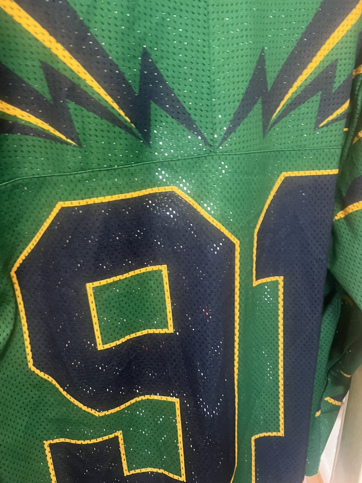 Eric Emanuel Eric Emanuel sport jersey 91 green & yellow large Size US L / EU 52-54 / 3 - 5 Thumbnail