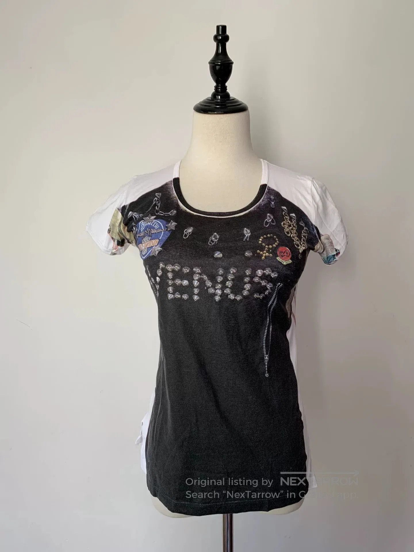 Vivienne Westwood vivienne westwood black venus short sleeve t. Size S / US 4 / IT 40 - 1 Thumbnail