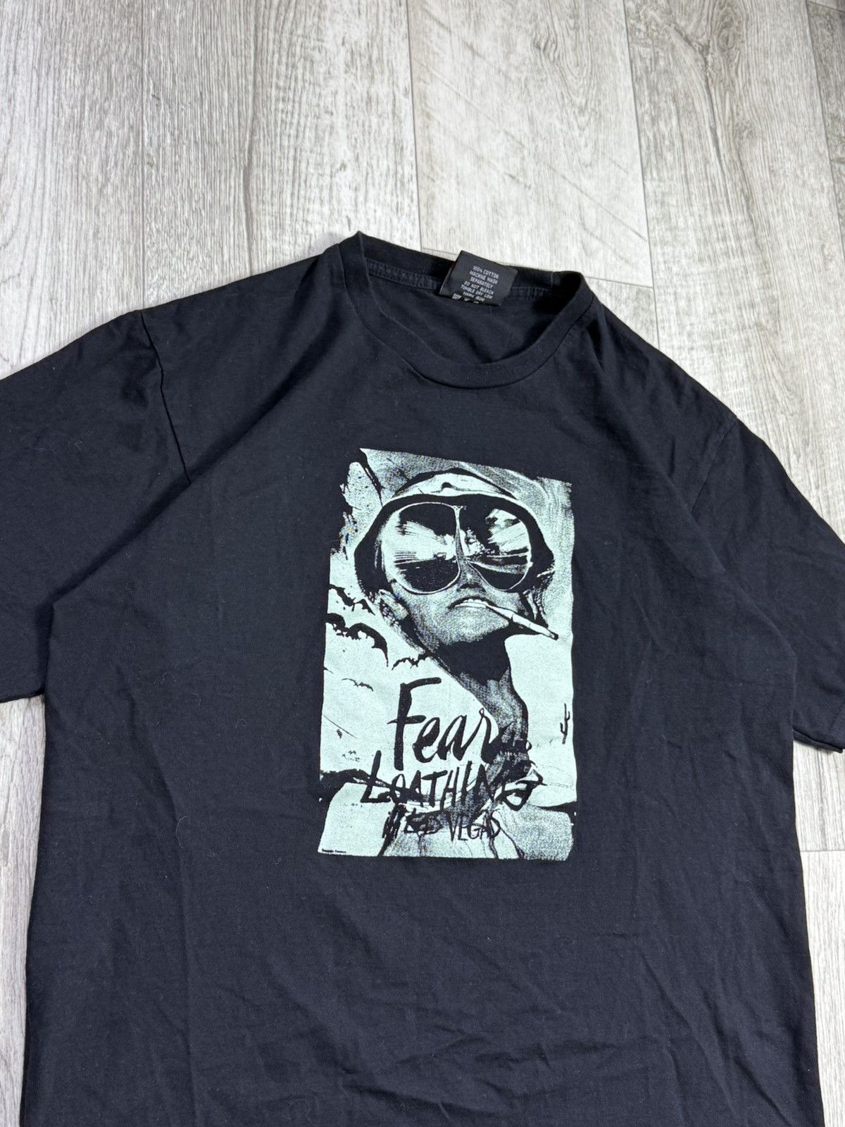 Band Tees Vintage vinatge 90s Fear And Loathing In Las Vegas T-Shirt Size US L / EU 52-54 / 3 - 2 Thumbnail