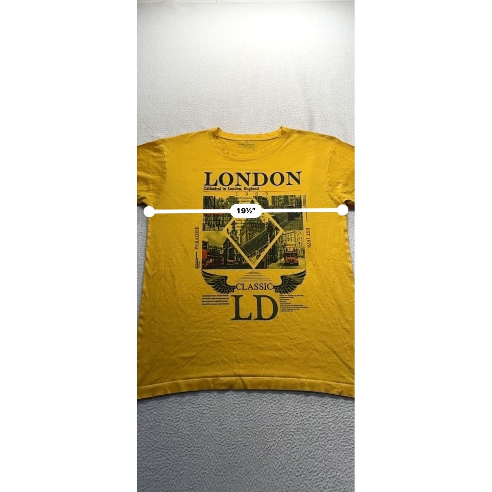 Vintage London Classic Graphic T Shirt Vintage Cathedral Design 1989 Streetwear Mens L Yellow Size US L / EU 52-54 / 3 - 6 Thumbnail