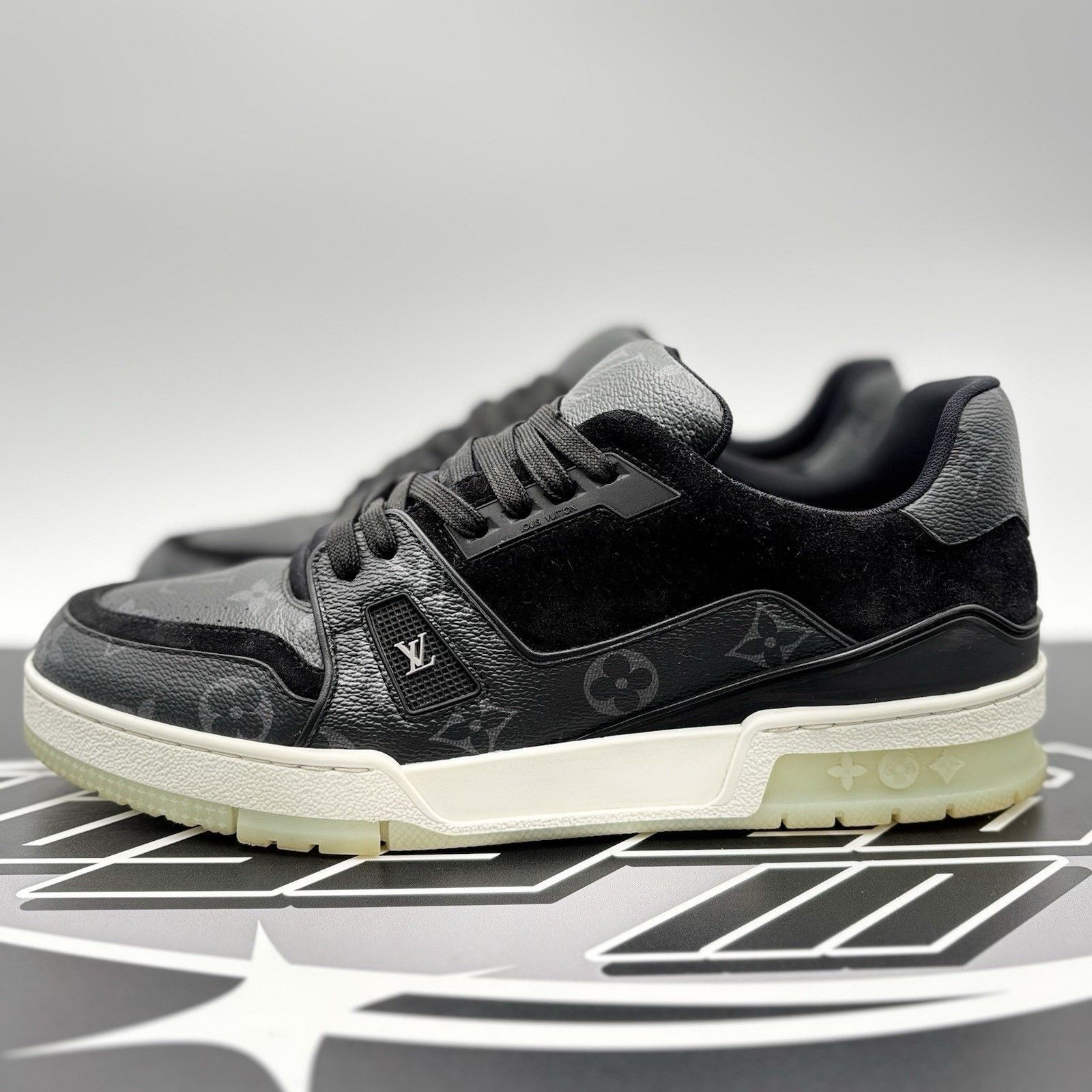 Louis Vuitton Louis Vuitton Trainer ' Black Monogram ' | GOOD CONDITION! Size US 9.5 / EU 42-43 - 1 Thumbnail