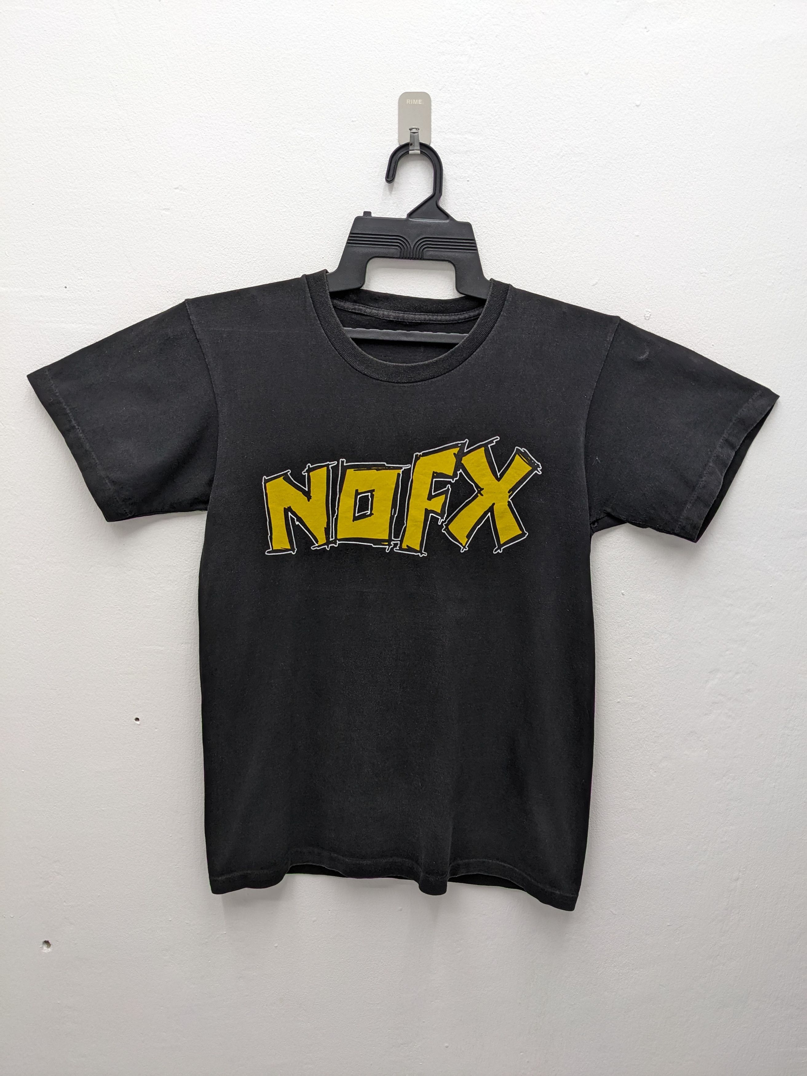 Band Tees VINTAGE NOFX ROCK BAND PUMP UP THE VALUUM Size US S / EU 44-46 / 1 - 2 Thumbnail