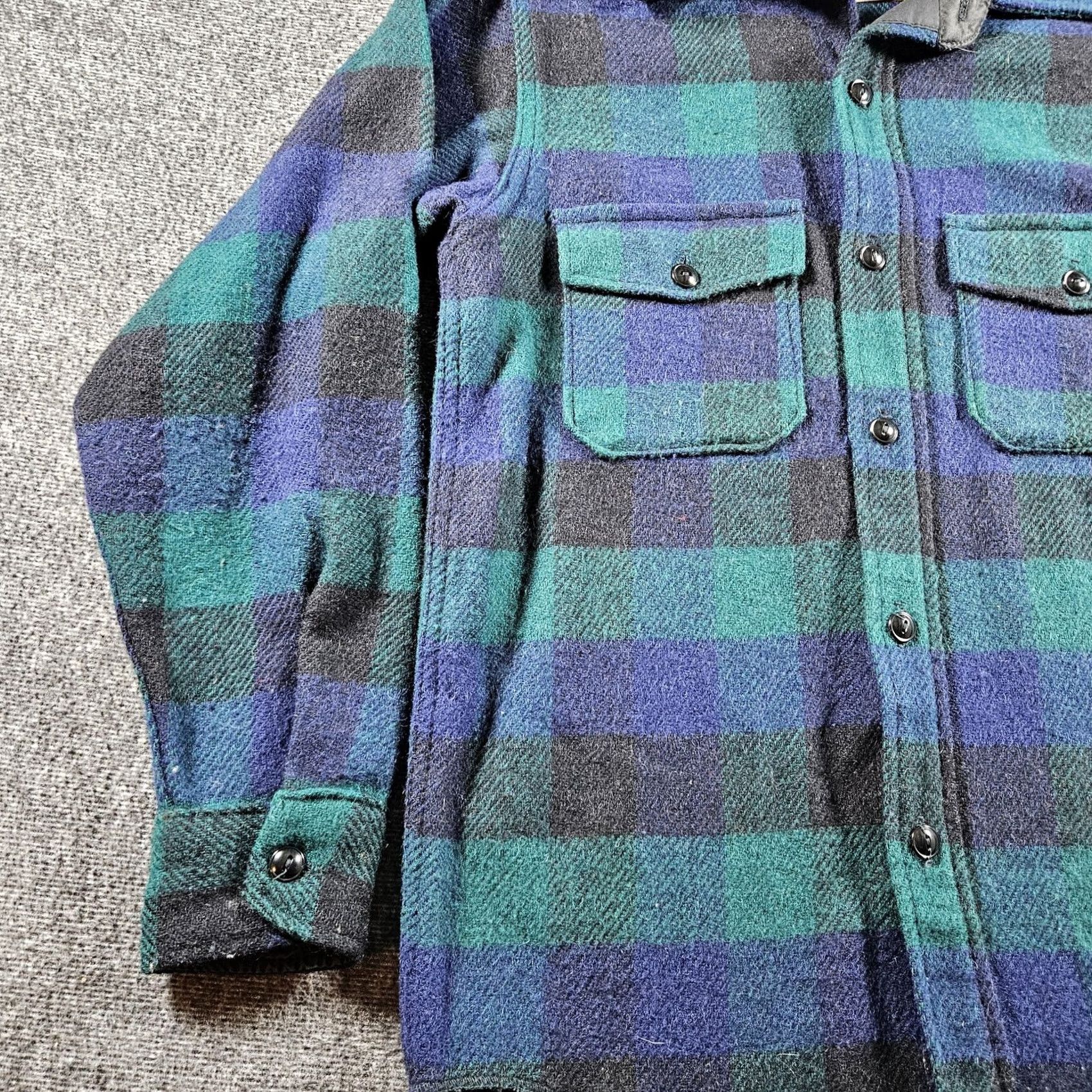 Vintage VINTAGE Melton Shirt Jacket Mens Small Green Blue Plaid Wool Workwear 60s Size US S / EU 44-46 / 1 - 2 Thumbnail
