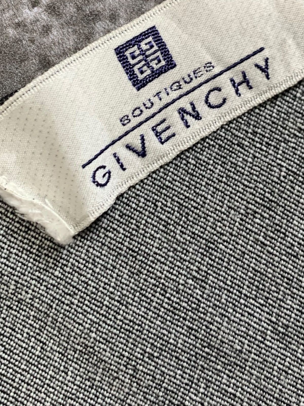 Givenchy Vintage GIVENCHY BOUTIQUES seditionaries archive cloth Size L / US 10 / IT 46 - 4 Thumbnail