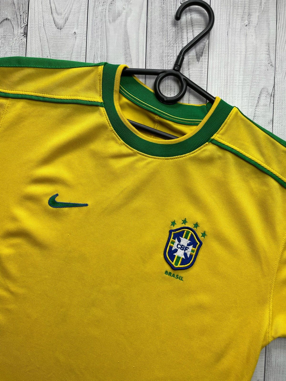 Nike × Vintage Vintage Nike Brazil soccer jersey size S logo rare Brasil Size US S / EU 44-46 / 1 - 2 Thumbnail