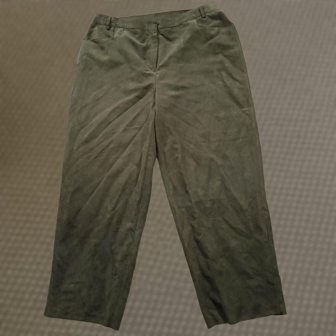 Vintage Jaclyn Smith Plus Size 20W Dress Pants Green High Rise Elastic Waist Crop Pockets Solid Polyester Tapered Leg Womens Size 42" / US 20 - 1 Thumbnail