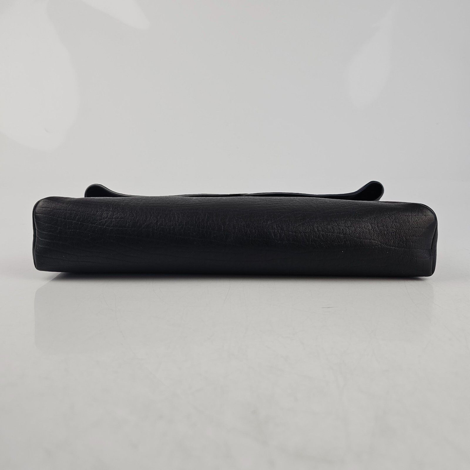 Saint Laurent Paris SAINT LAURENT Cassandre Large Black Leather Envelope Pouch B Size ONE SIZE - 7 Thumbnail