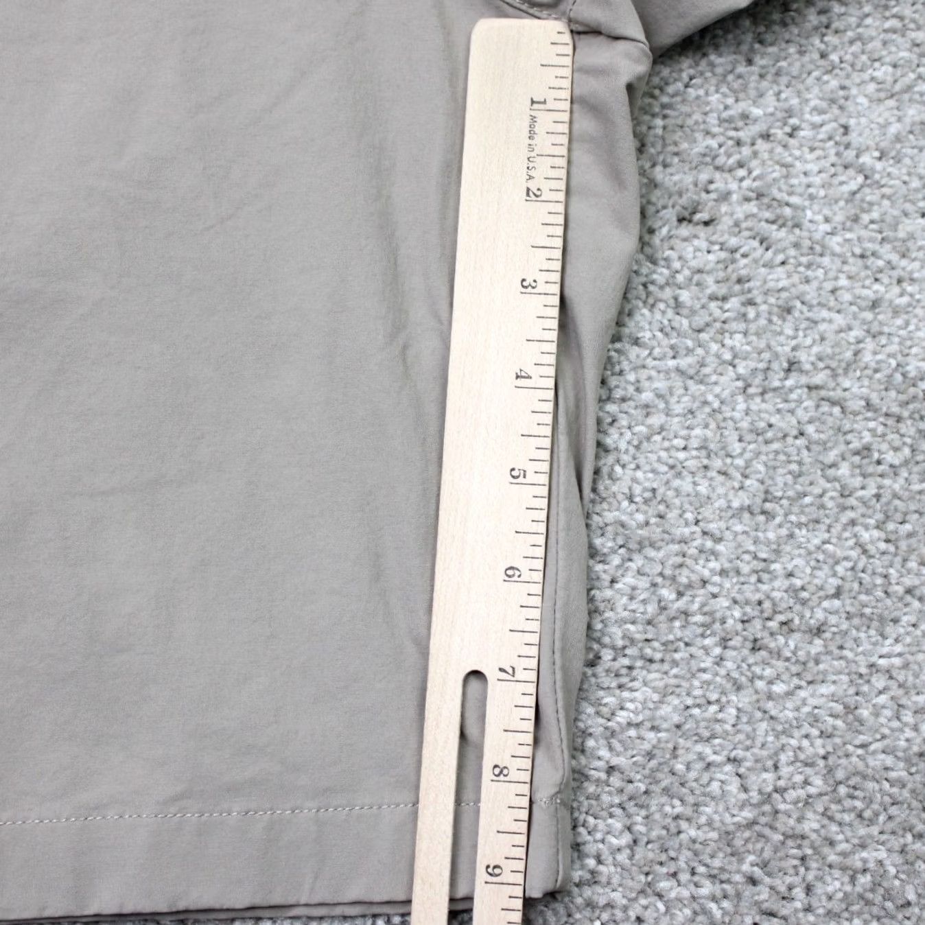 Vineyard Vines VINEYARD VINES OTG Shorts Mens 38 Beige 9" On the Go Performance Stretch Chino Casual Regular Inseam 9" Size US 38 / EU 54 - 3 Thumbnail