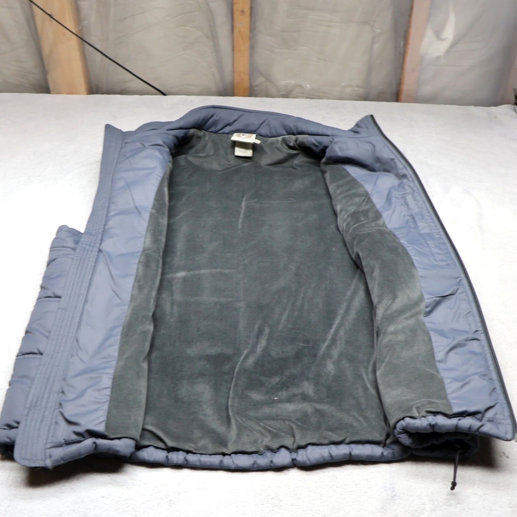 Vintage Cinch Vest Mens XL Blue Quilted Fleece Lined Insulated Puffer Winter Light Pack Size US XL / EU 56 / 4 - 6 Thumbnail