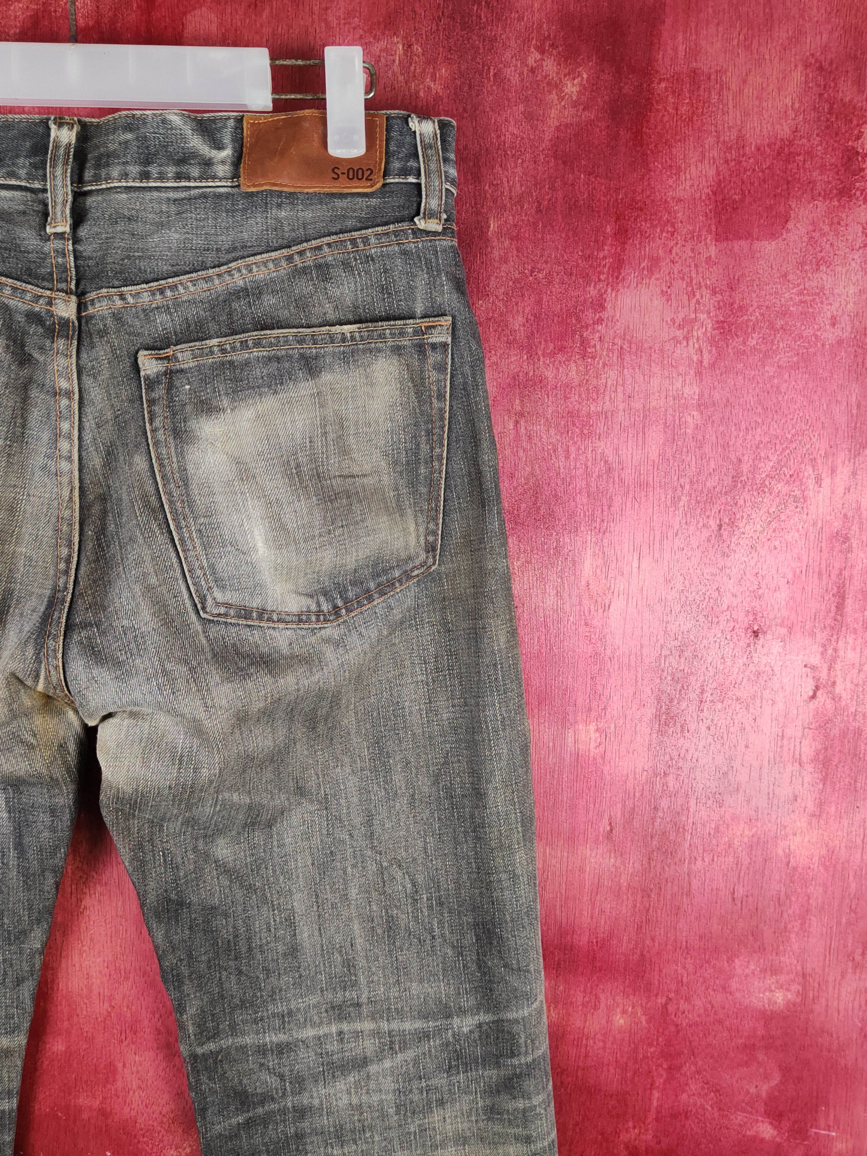 Japanese Brand DL Uniqlo Black Faded Distressed Ripped Jeans #S1627 Size US 31 - 12 Thumbnail