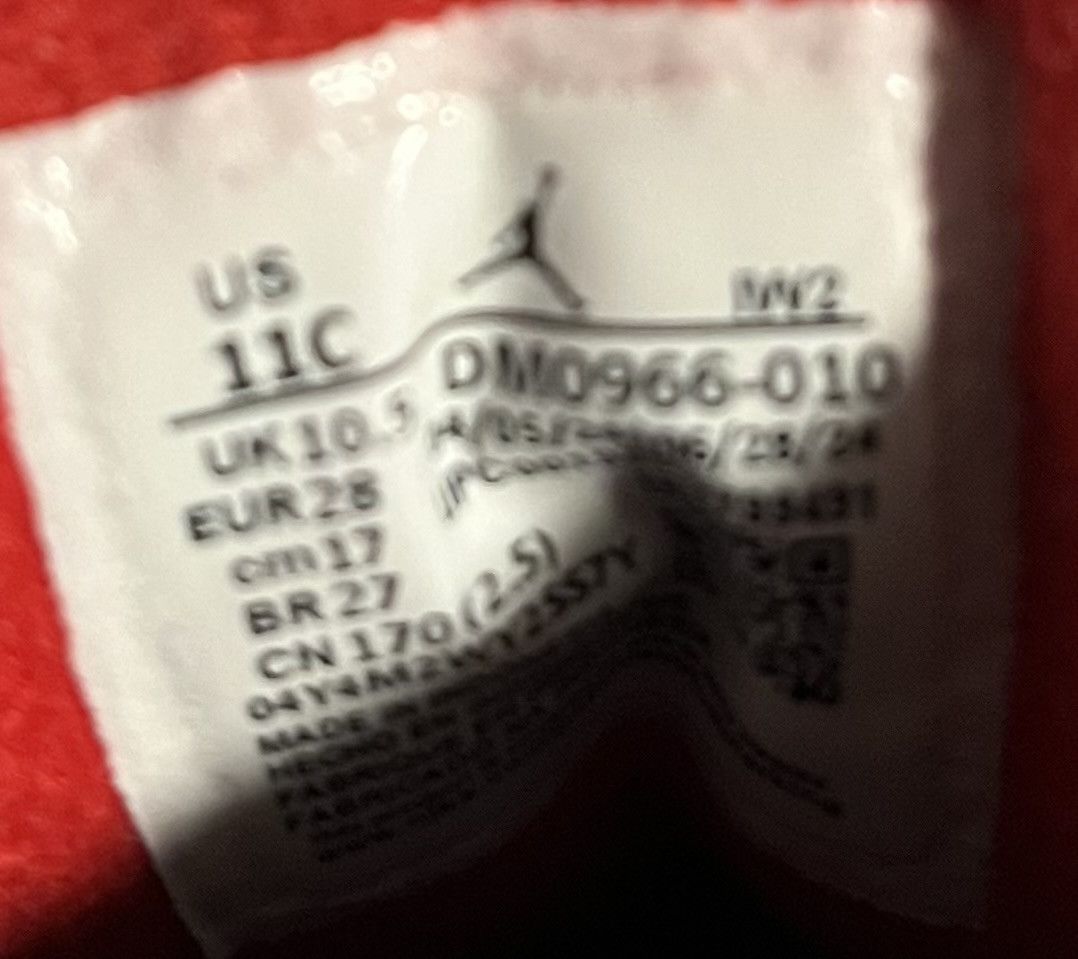 Jordan Brand Jordan 3 Retro Black Cement 2024 Toddler 11C Nike Air Size US 11 / EU 44 - 6 Thumbnail