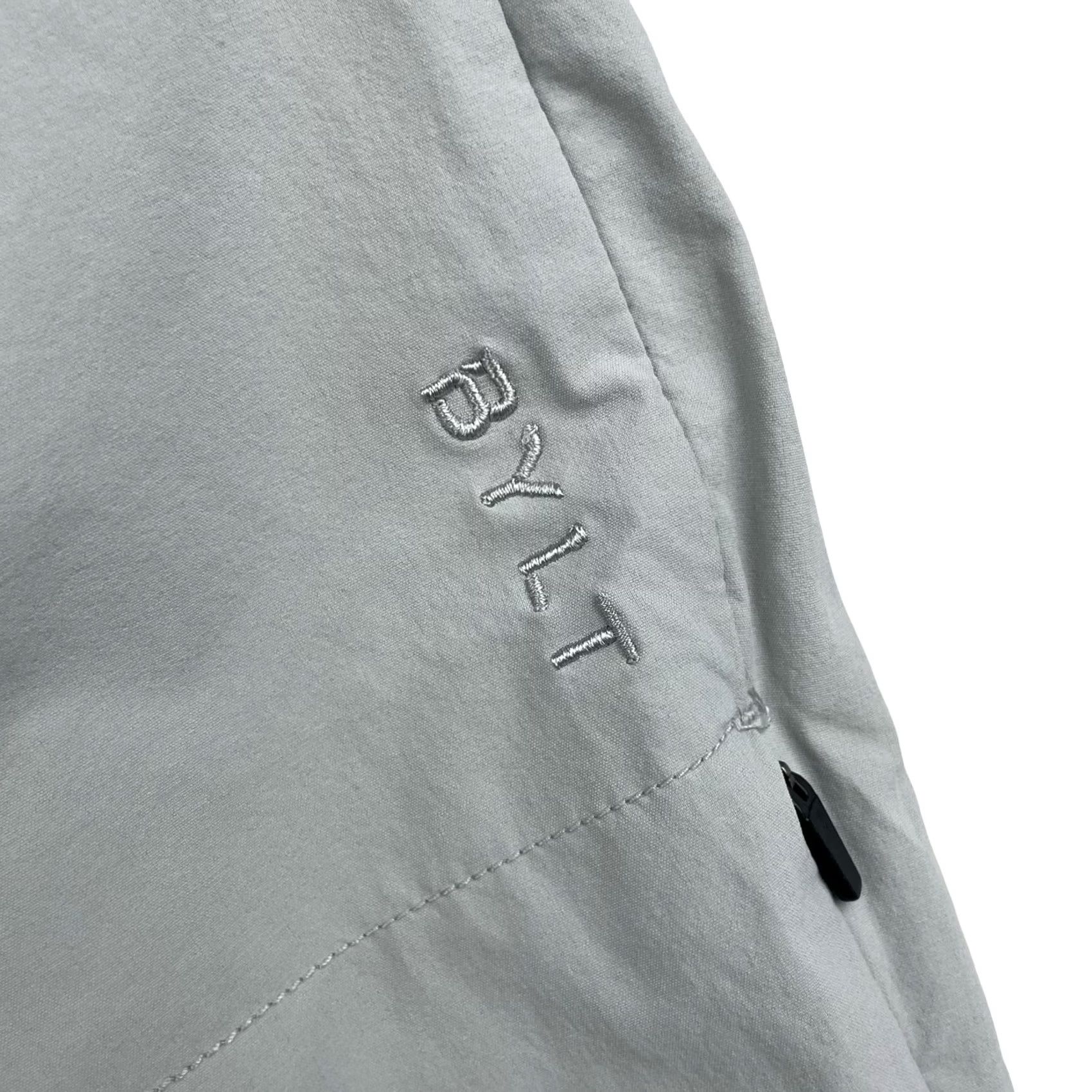 Vintage BYLT Men’s Performance Ace Jogger Pants Gray 5-Pocket Design Nylon Spandex 36 Inseam 30 Tapered Zip Pocket Size 36 Adult Mens Size US 36 / EU 52 - 4 Thumbnail
