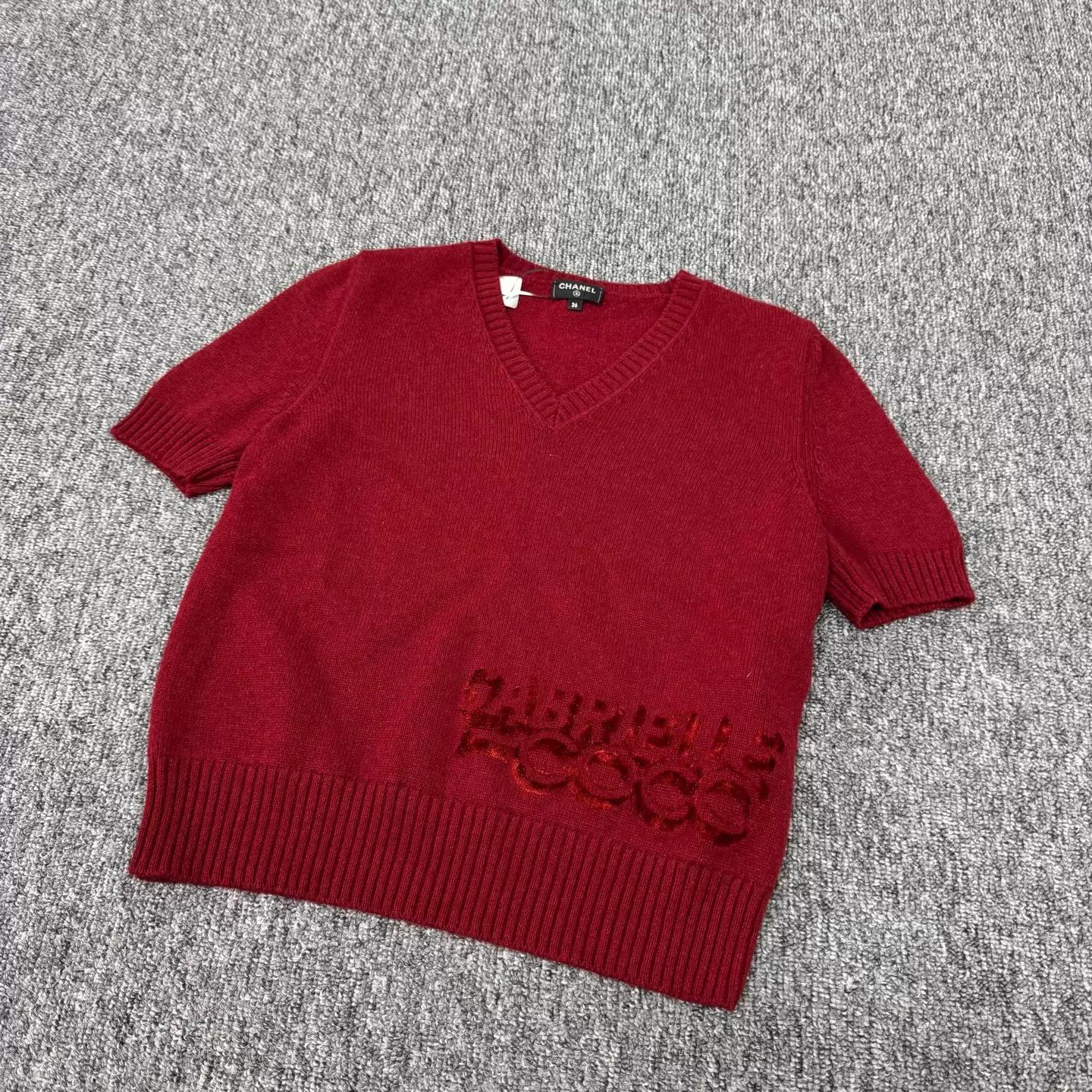 Chanel Chanel Double C Coco Red V-Neck Knit Top Women's 36 Size XS / US 0-2 / IT 36-38 - 3 Thumbnail