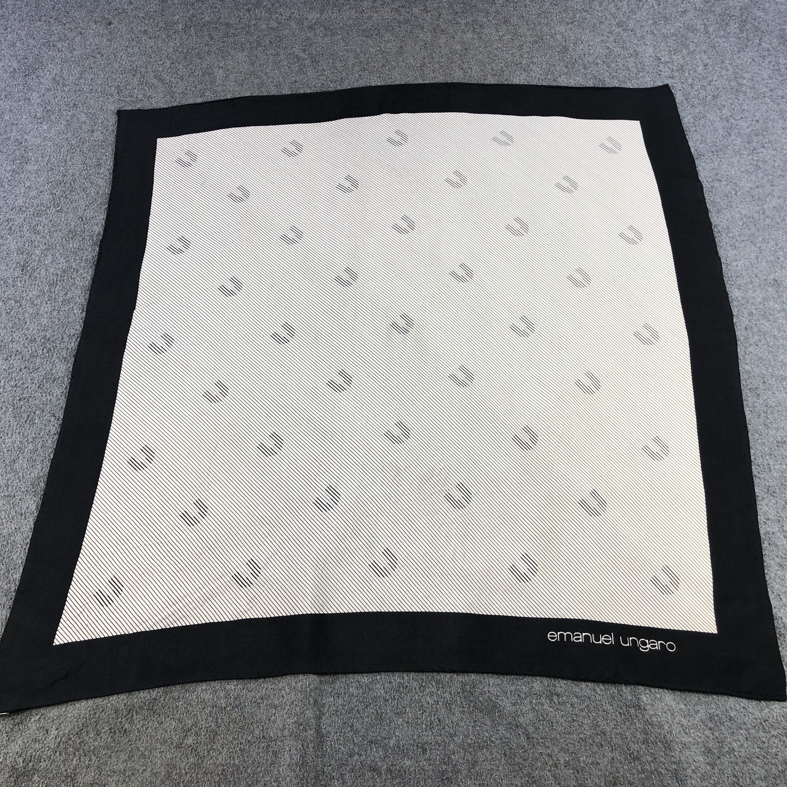 Emanuel Ungaro Emanuel Ungaro Silk Scarf M1247 Size ONE SIZE - 2 Thumbnail