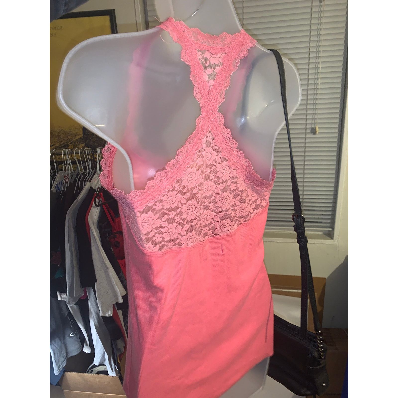 Abercrombie & Fitch Abercrombie & Fitch Pink Lace Trim Tank Top Large Y2K Cami Size L / US 10 / IT 46 - 4 Thumbnail
