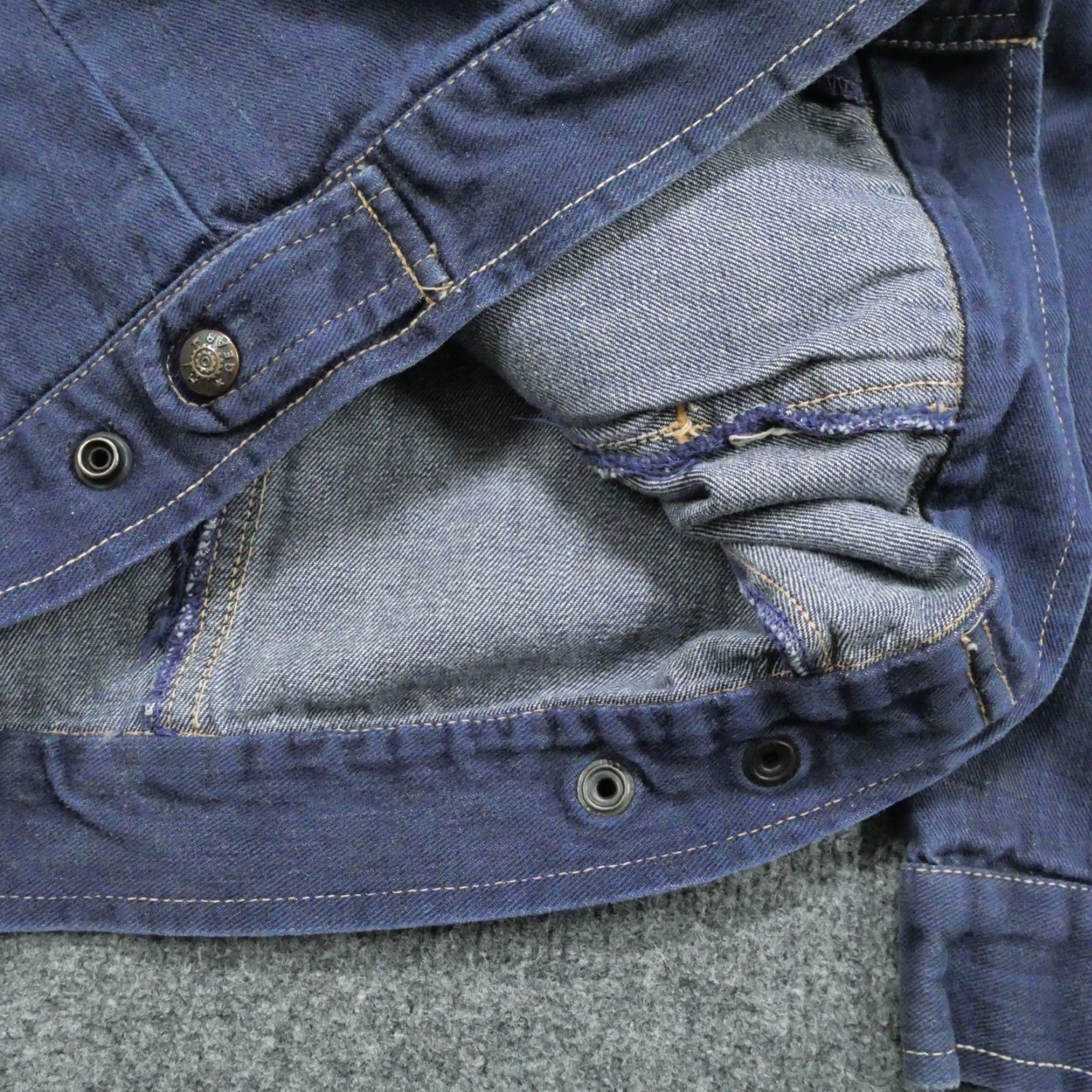 Denime VINTAGE Hi Gear Jacket Womens M Blue Denim Trucker Snap 70s Size 32" / US 10 / IT 46 - 7 Thumbnail