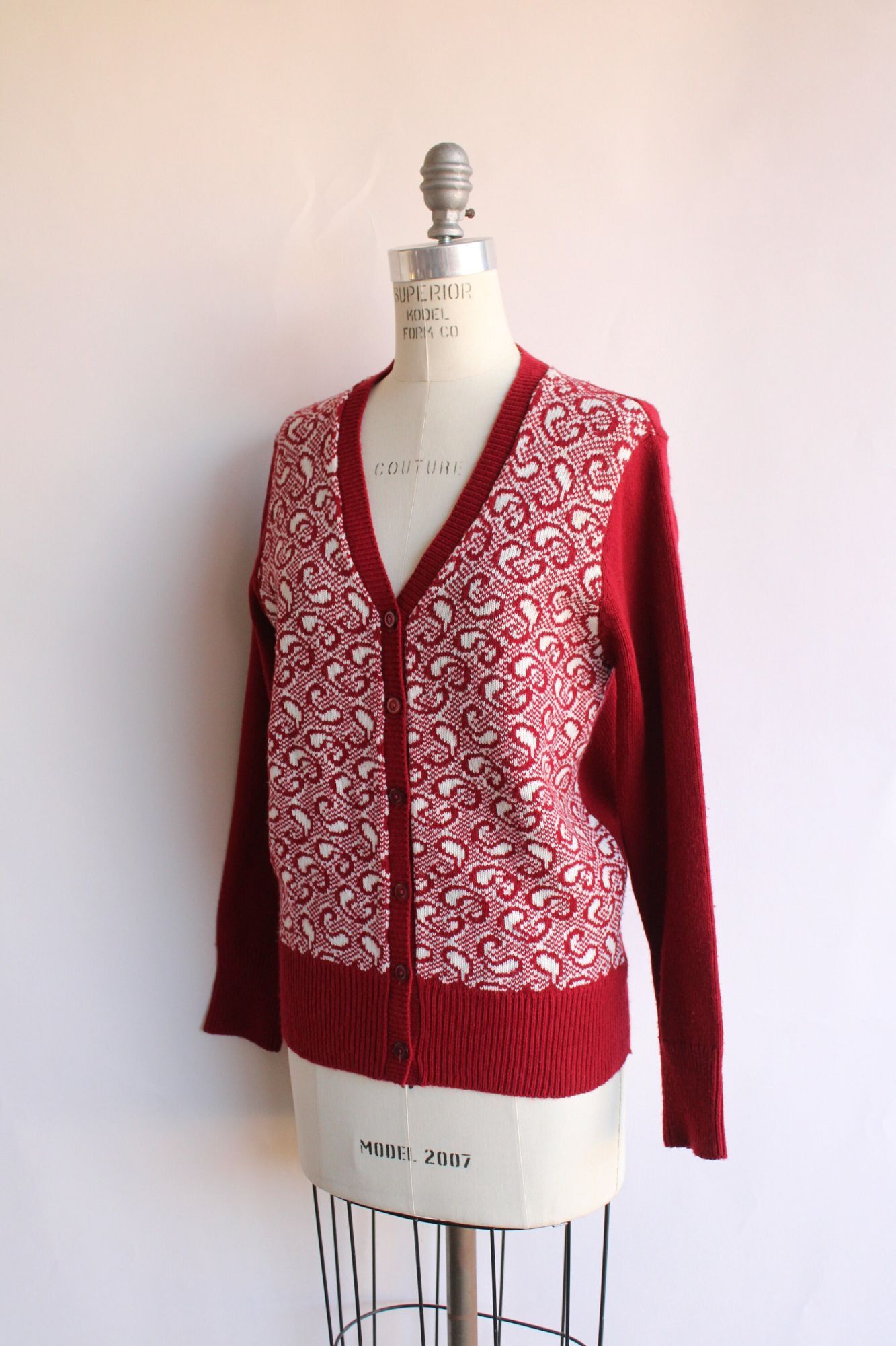 Vintage Vintage 1970s Cardigan Sweater, Volup Full Fashioned Red and Size L / US 10 / IT 46 - 7 Thumbnail