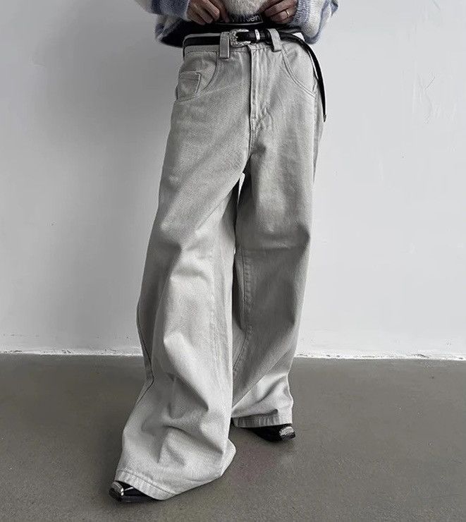 image of Fashion Dragging Skater Baggy Jeans Unisex in Grey, Men's (Size 31)