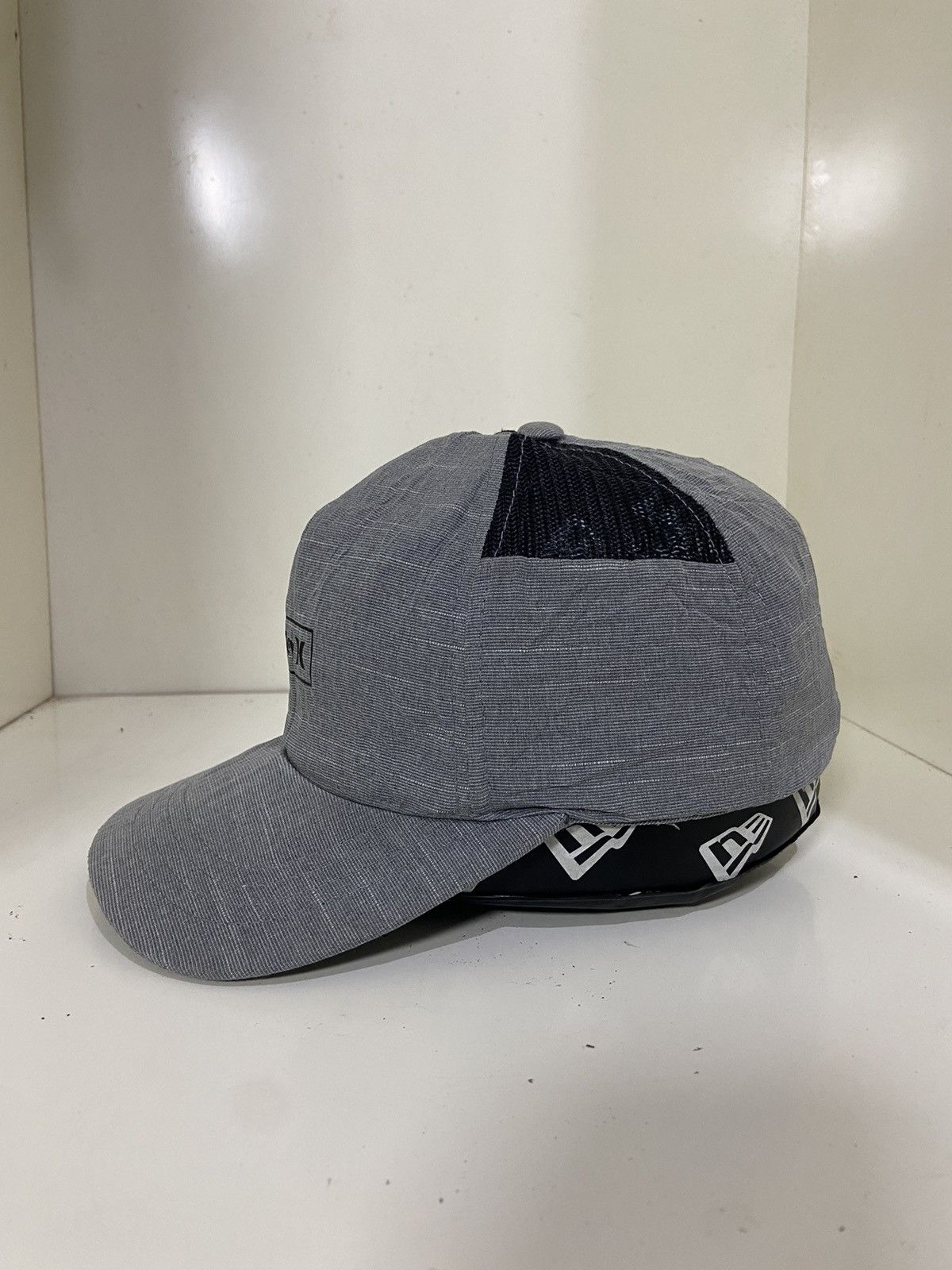 Hurley Hurley trucker hat x classic yupoong Size ONE SIZE - 3 Thumbnail