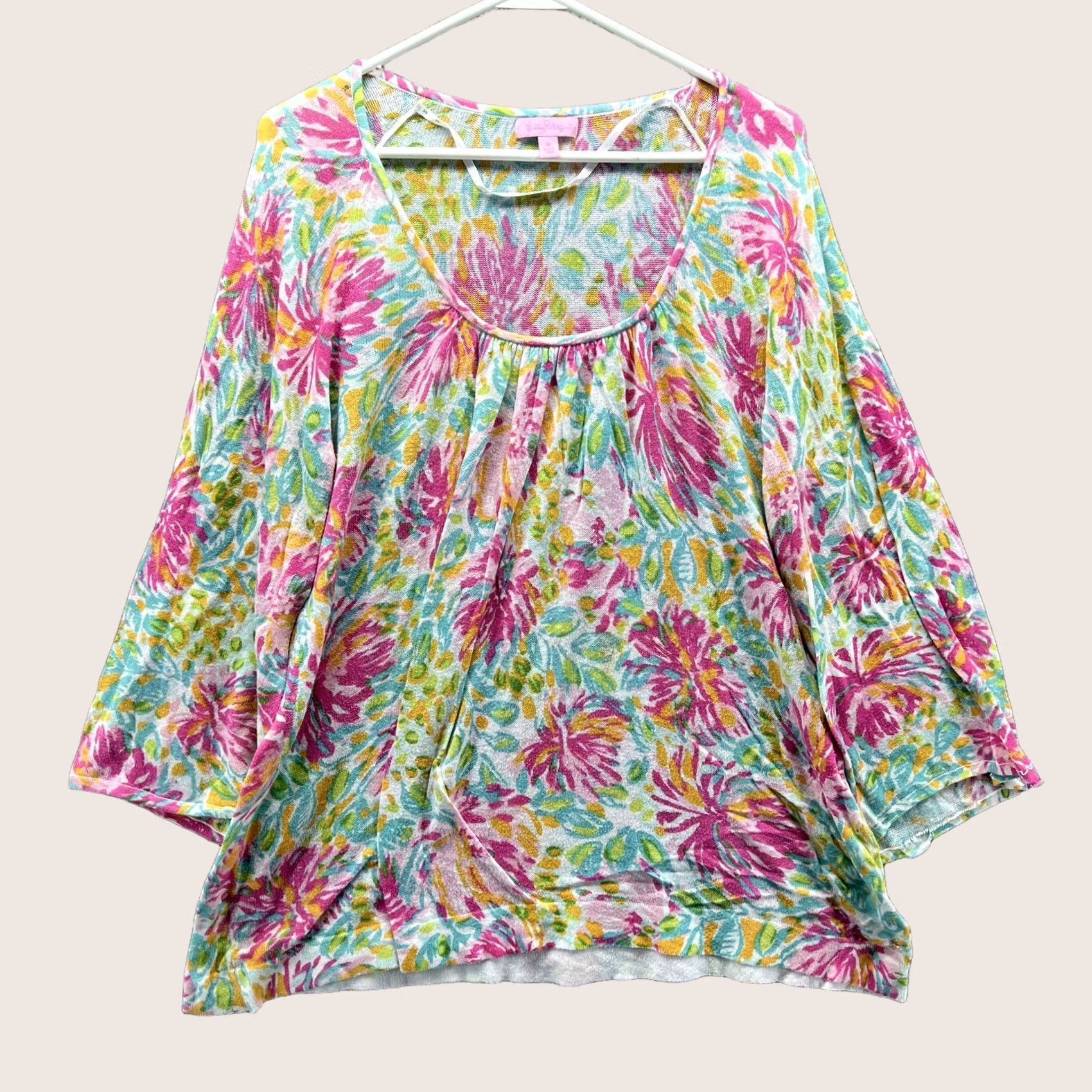 Lilly Pulitzer Lilly Pulitzer Blouse Womens XL Tunic 3/4 Sleeve Floral Scoop Neck Top Pink Multicolor Knit Lightweight Size XL / US 12-14 / IT 48-50 - 1 Thumbnail